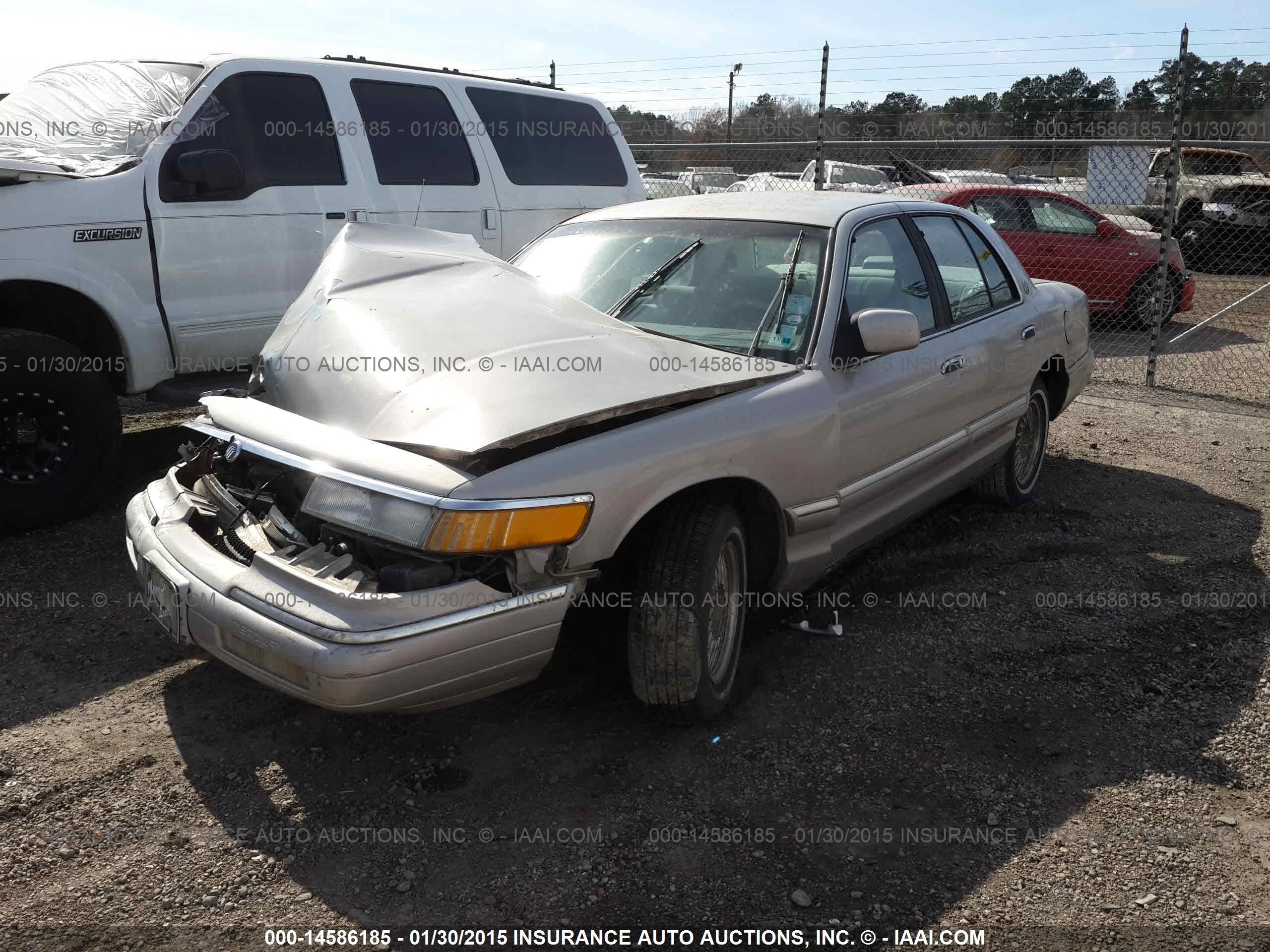 Photo 1 VIN: 2MECM74W3NX604853 - MERCURY GRAND MARQUIS 