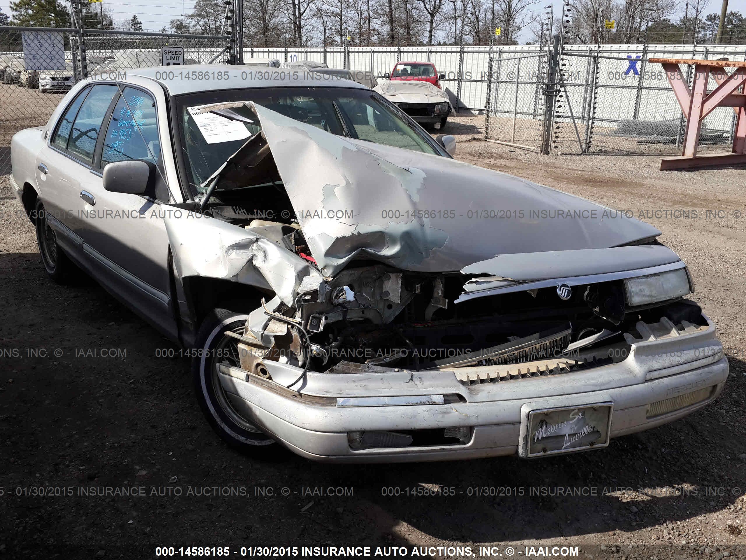 Photo 5 VIN: 2MECM74W3NX604853 - MERCURY GRAND MARQUIS 