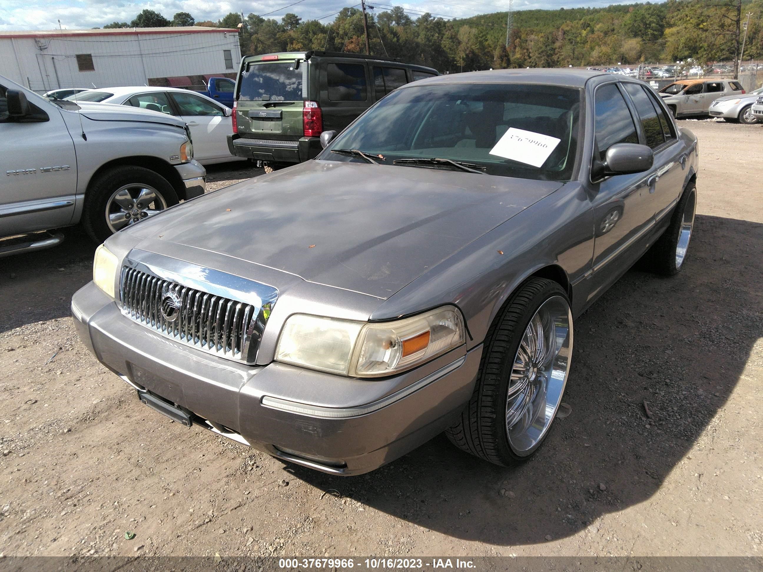 Photo 1 VIN: 2MEFM74V06X617517 - MERCURY GRAND MARQUIS 