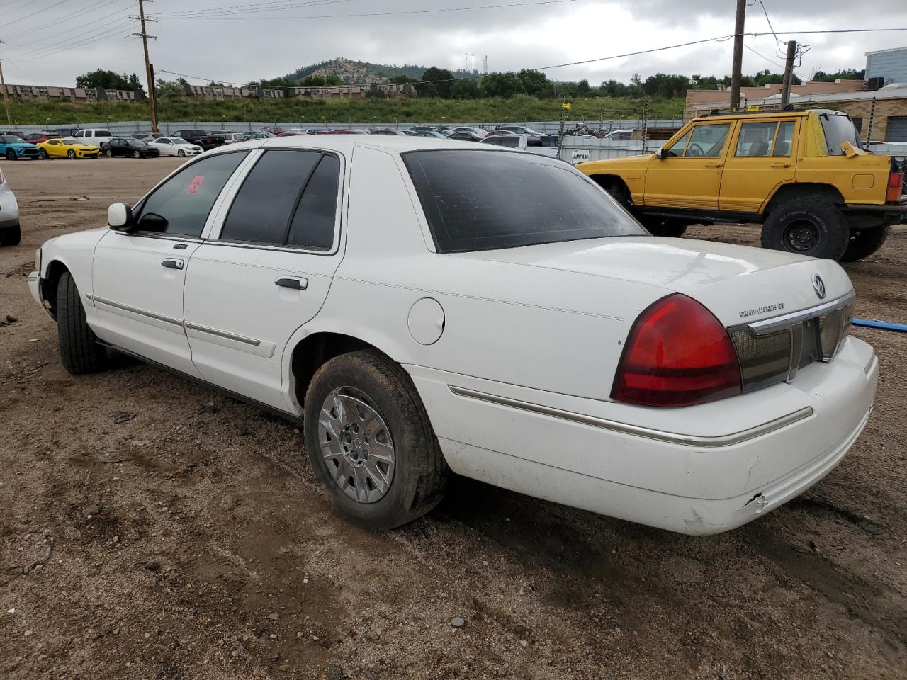 Photo 1 VIN: 2MEFM74V27X620064 - MERCURY GRAND MARQUIS 