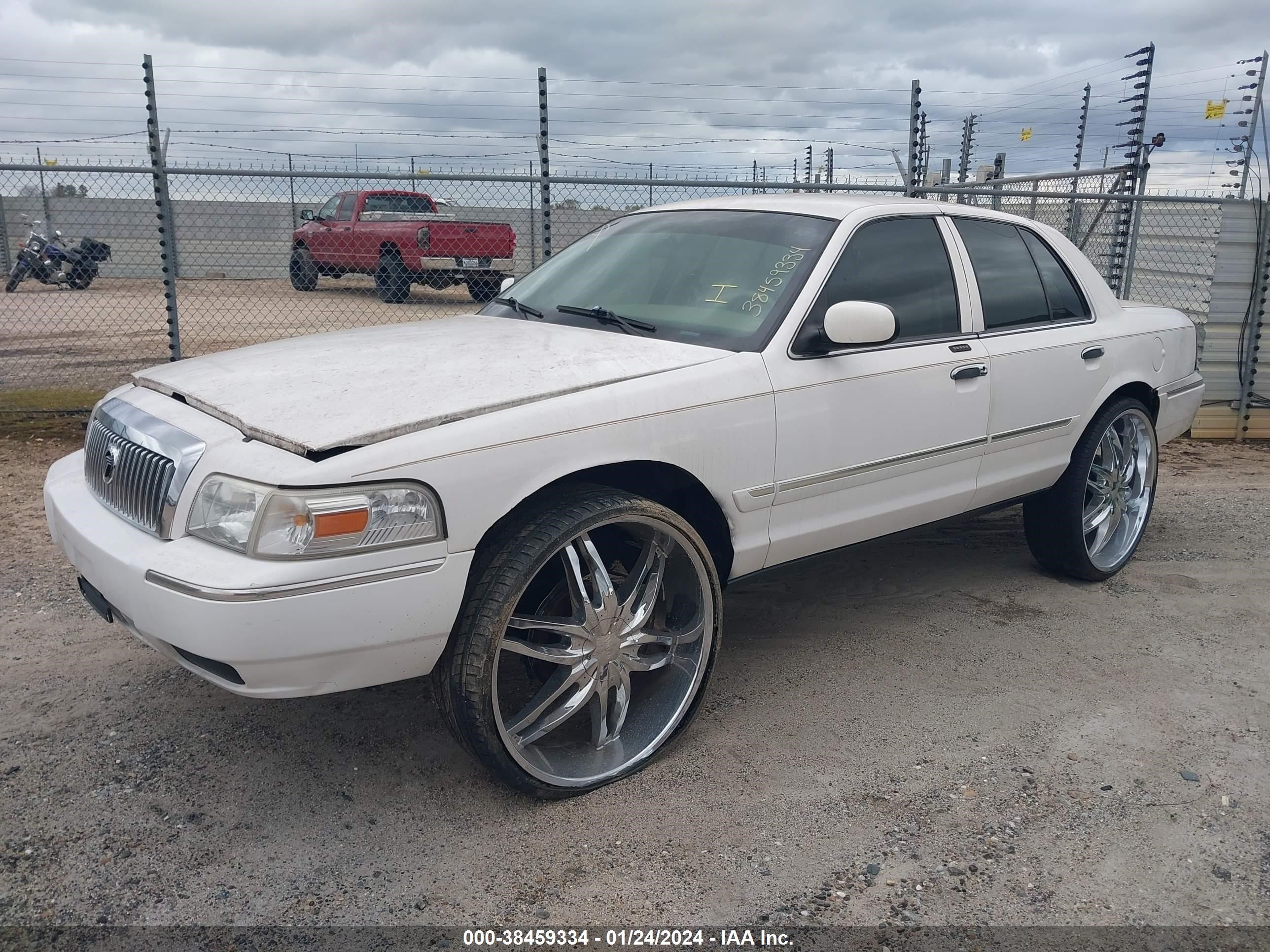 Photo 1 VIN: 2MEFM74V56X647497 - MERCURY GRAND MARQUIS 