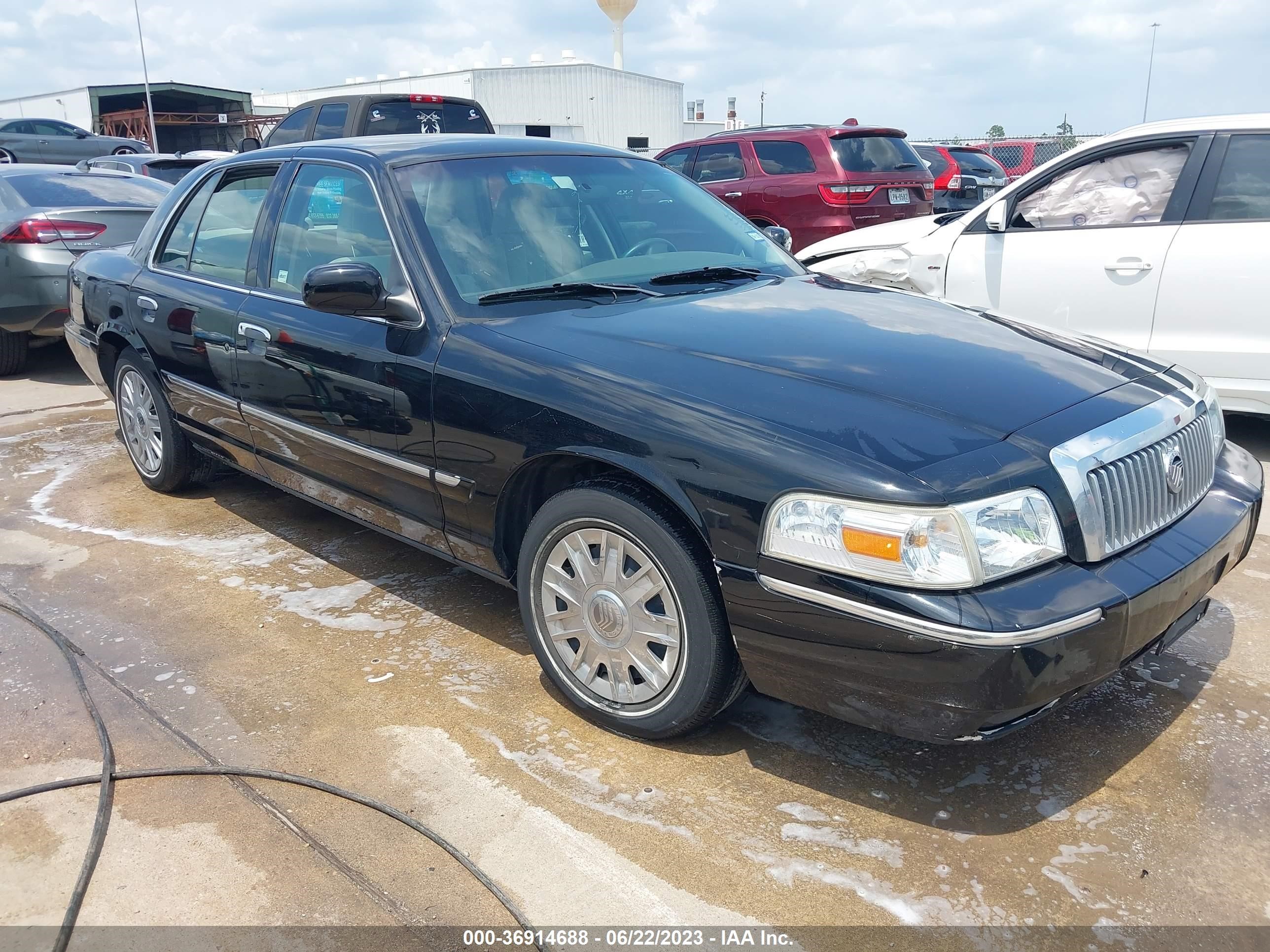 Photo 0 VIN: 2MEFM74V96X649270 - MERCURY GRAND MARQUIS 