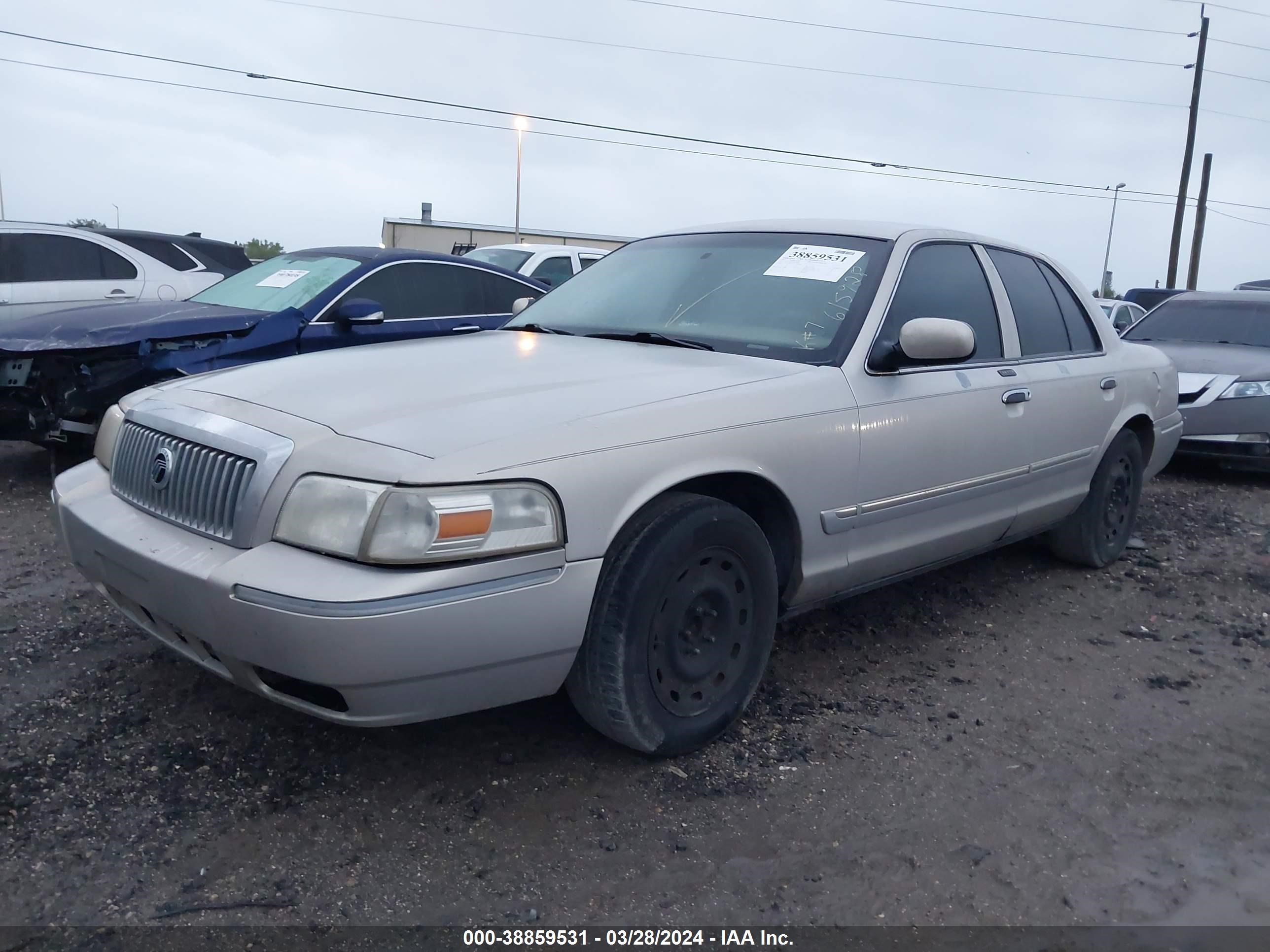 Photo 1 VIN: 2MEFM74V97X615928 - MERCURY GRAND MARQUIS 