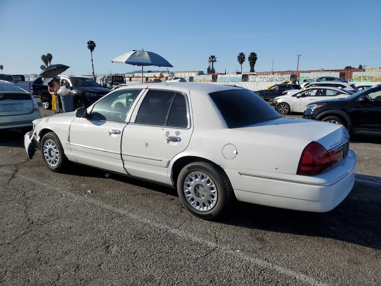 Photo 1 VIN: 2MEFM74W04X618172 - MERCURY GRAND MARQUIS 