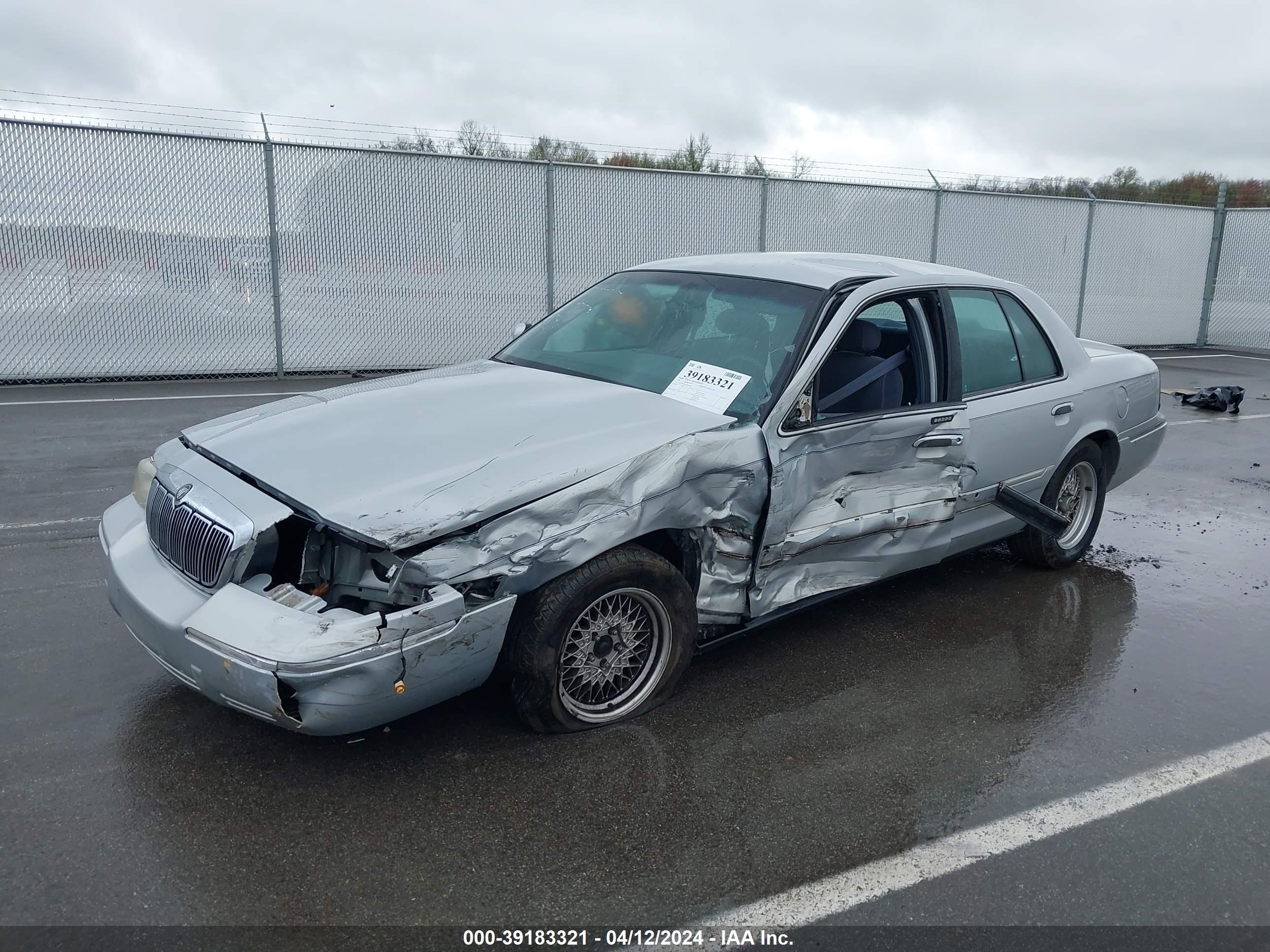 Photo 1 VIN: 2MEFM74W1XX653646 - MERCURY GRAND MARQUIS 