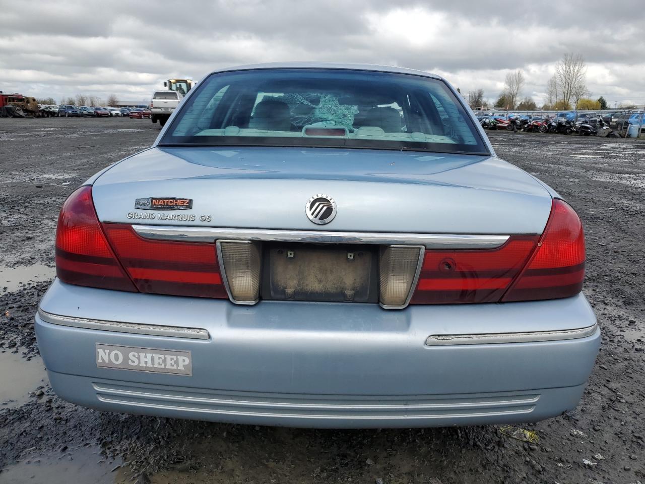 Photo 5 VIN: 2MEFM74W33X666148 - MERCURY GRAND MARQUIS 