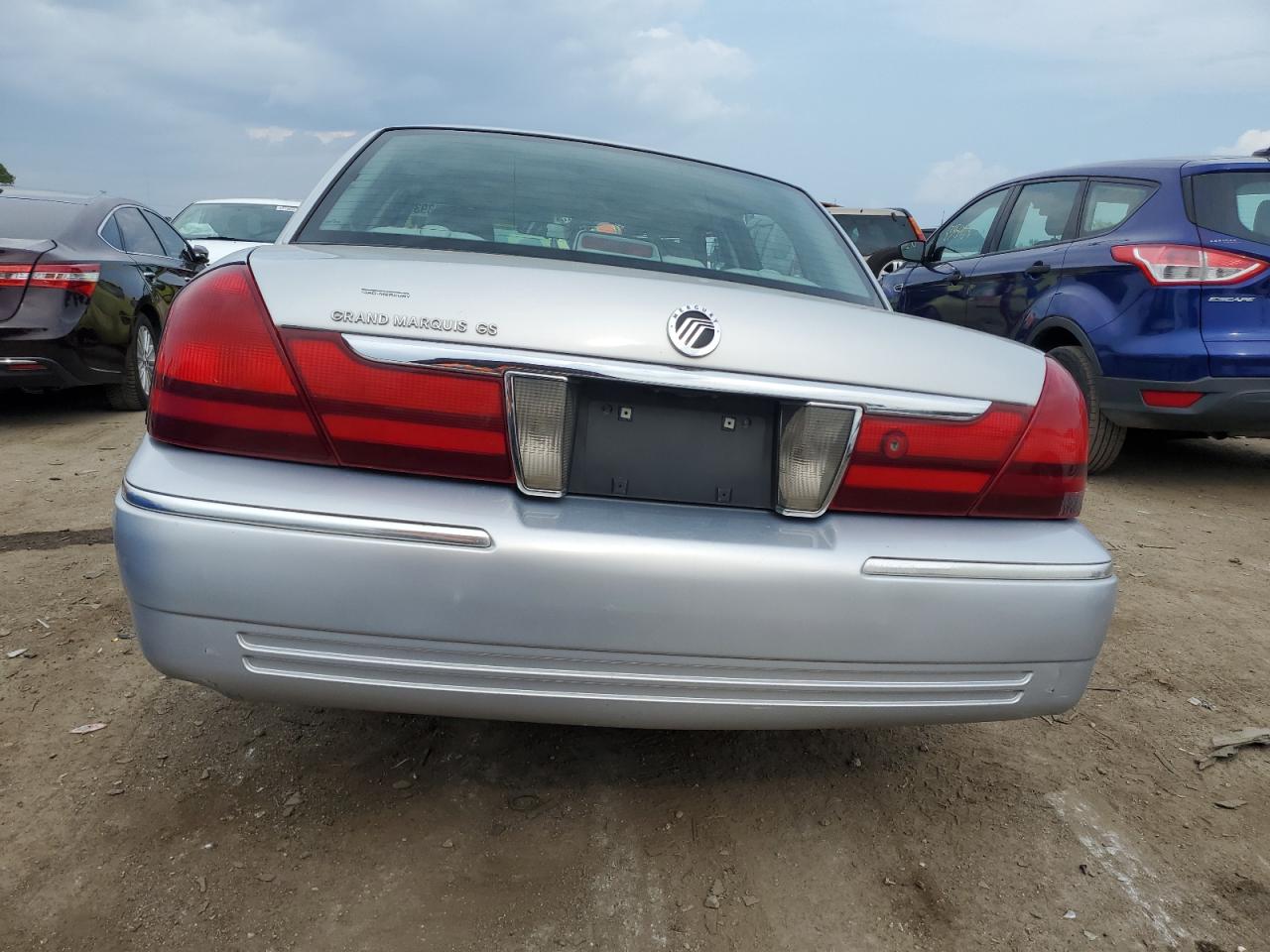 Photo 5 VIN: 2MEFM74W53X652221 - MERCURY GRAND MARQUIS 