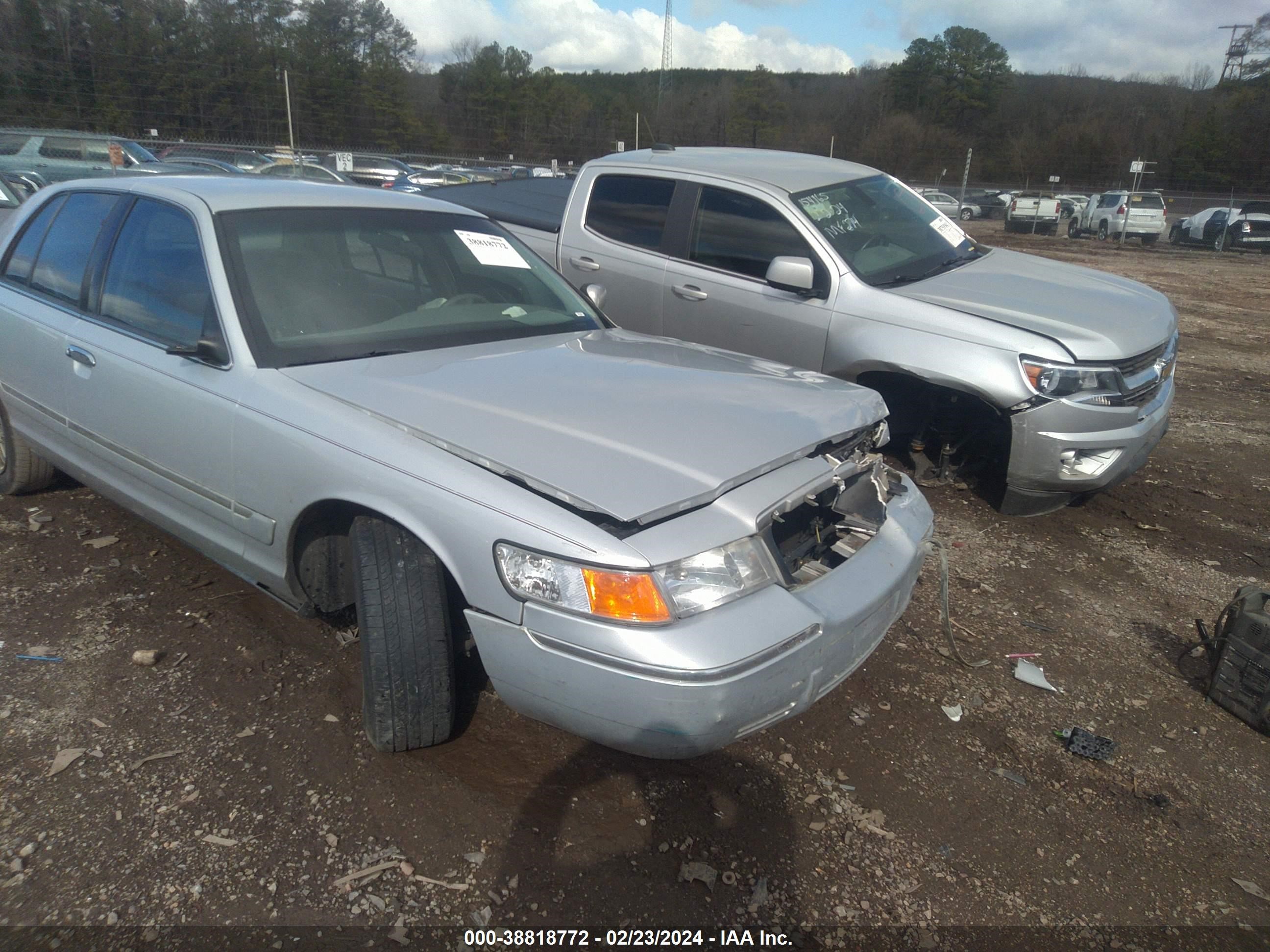 Photo 0 VIN: 2MEFM74W5XX600691 - MERCURY GRAND MARQUIS 