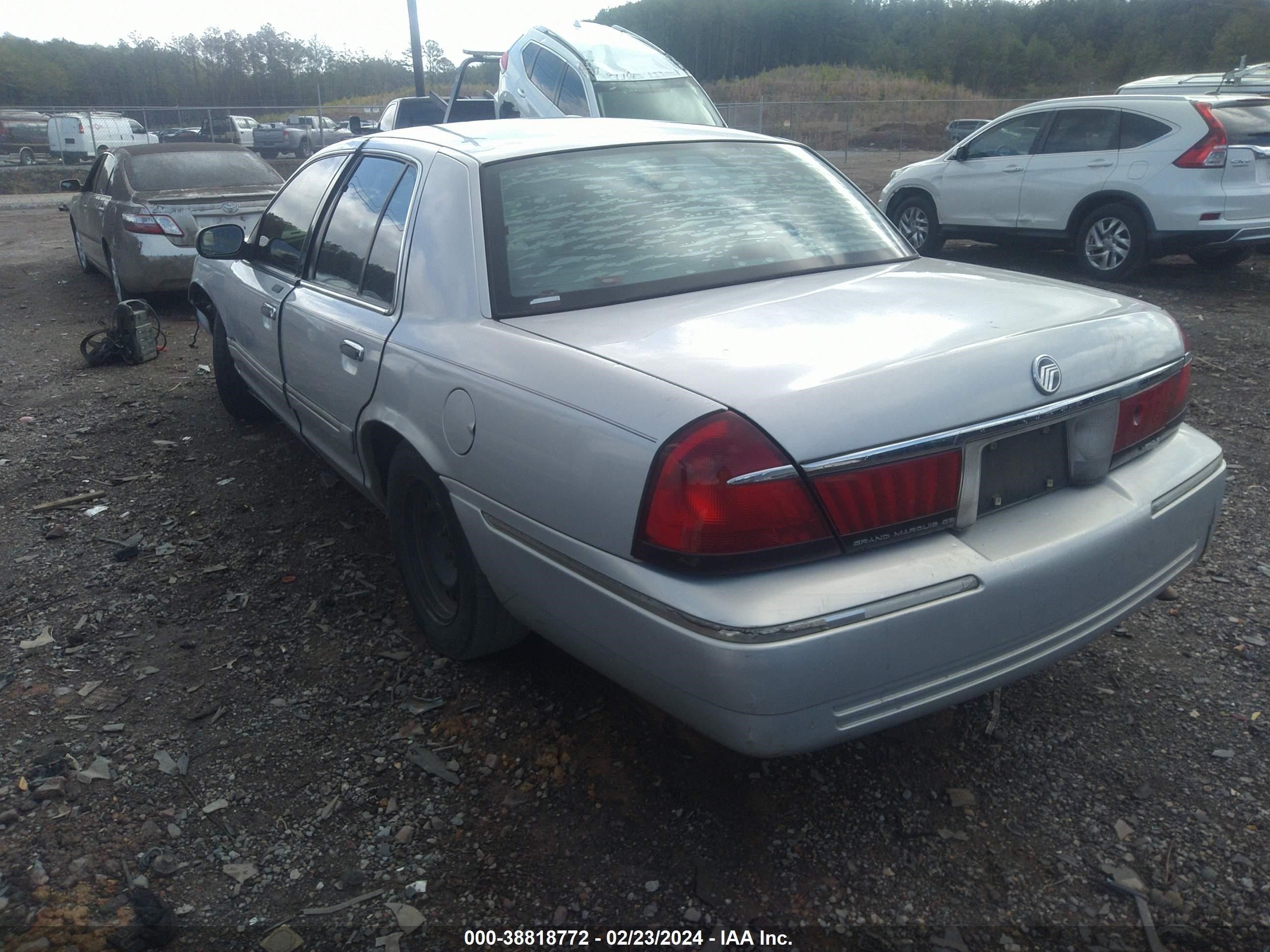 Photo 14 VIN: 2MEFM74W5XX600691 - MERCURY GRAND MARQUIS 