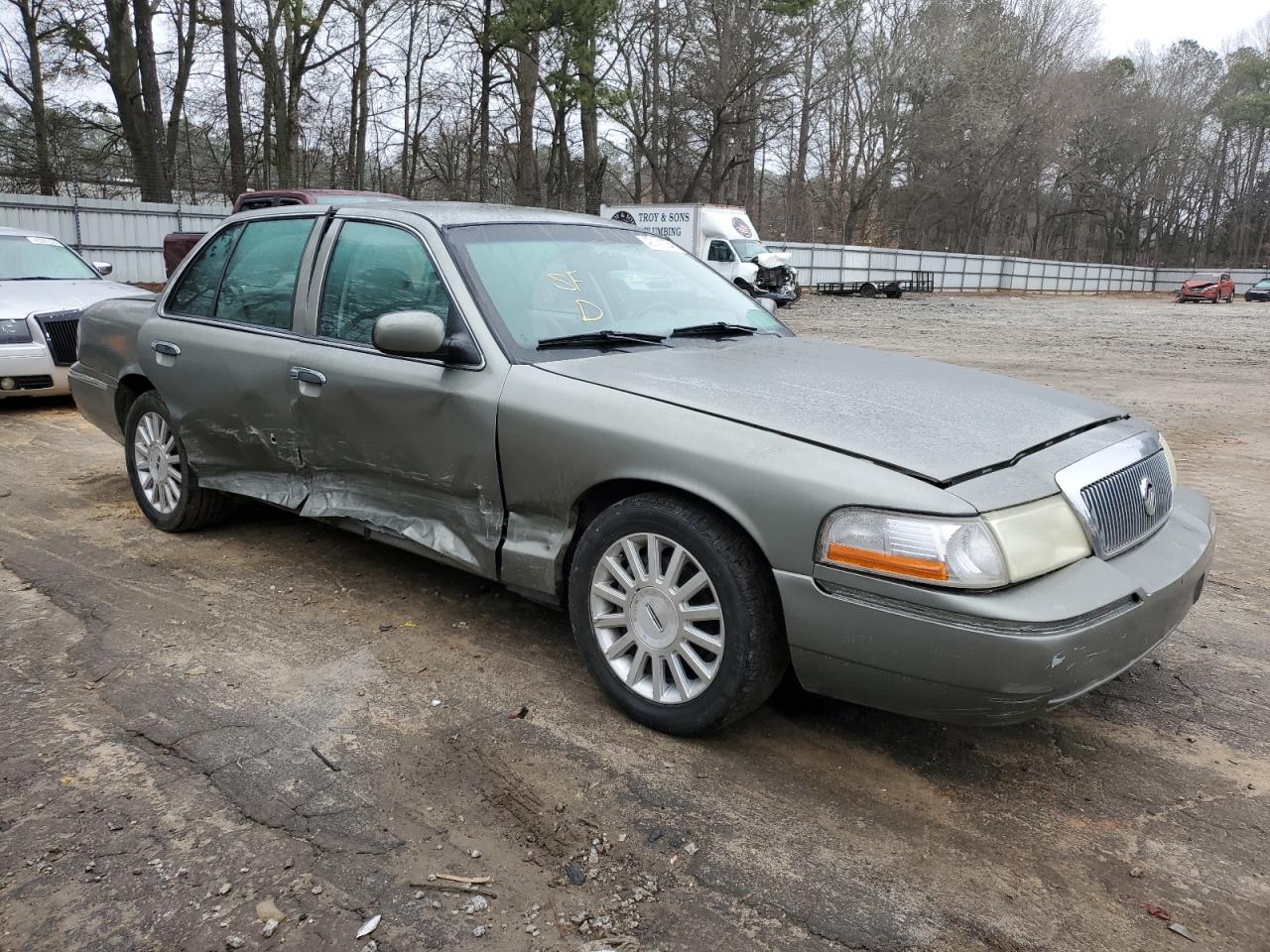 Photo 3 VIN: 2MEFM74W74X679700 - MERCURY GRAND MARQUIS 