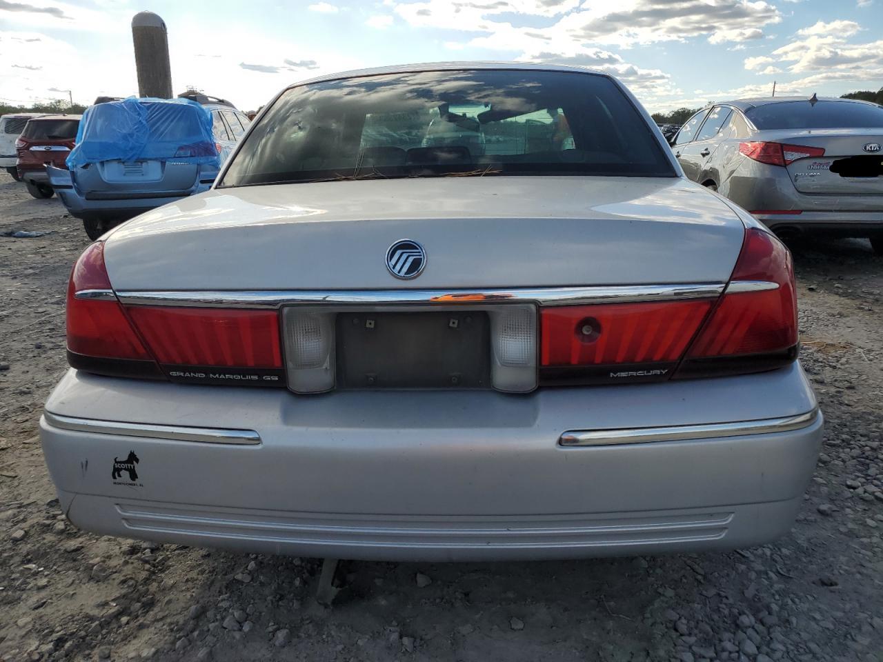 Photo 5 VIN: 2MEFM74W7YX603755 - MERCURY GRAND MARQUIS 