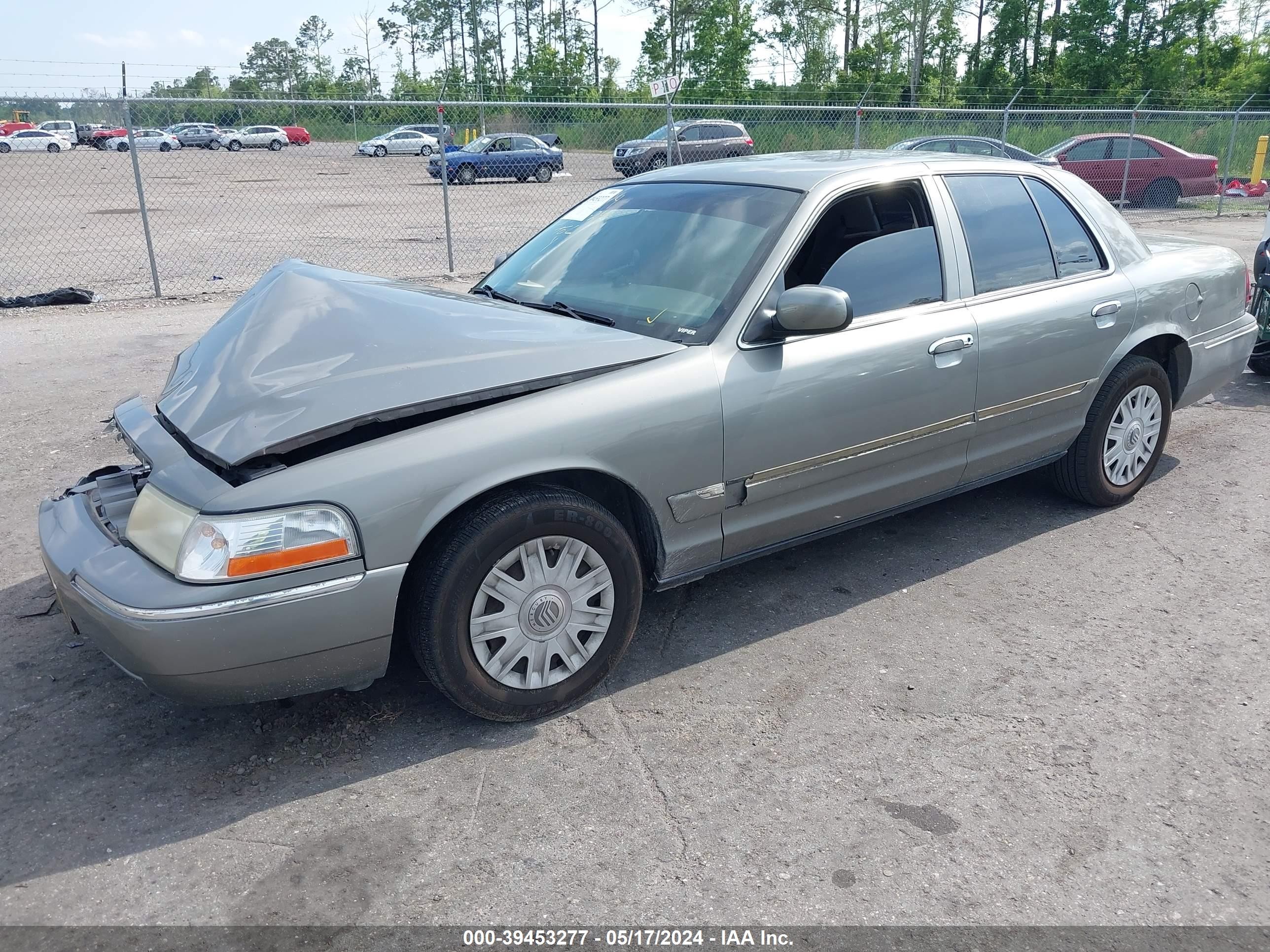 Photo 1 VIN: 2MEFM74W84X683366 - MERCURY GRAND MARQUIS 