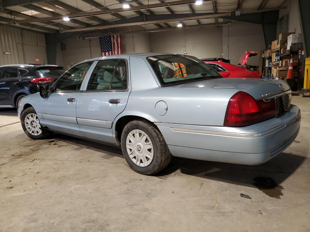 Photo 1 VIN: 2MEFM74W94X660369 - MERCURY GRAND MARQUIS 