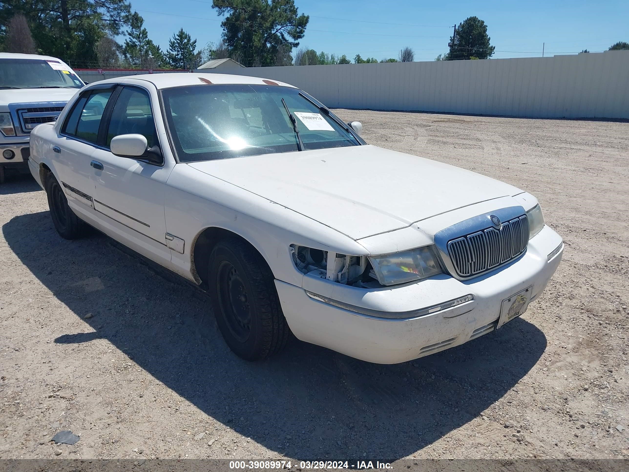 Photo 5 VIN: 2MEFM74WX2X660944 - MERCURY GRAND MARQUIS 