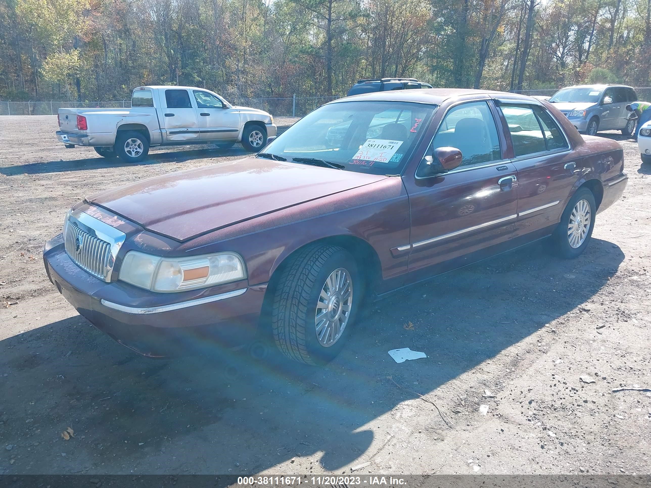 Photo 1 VIN: 2MEFM75V06X629231 - MERCURY GRAND MARQUIS 