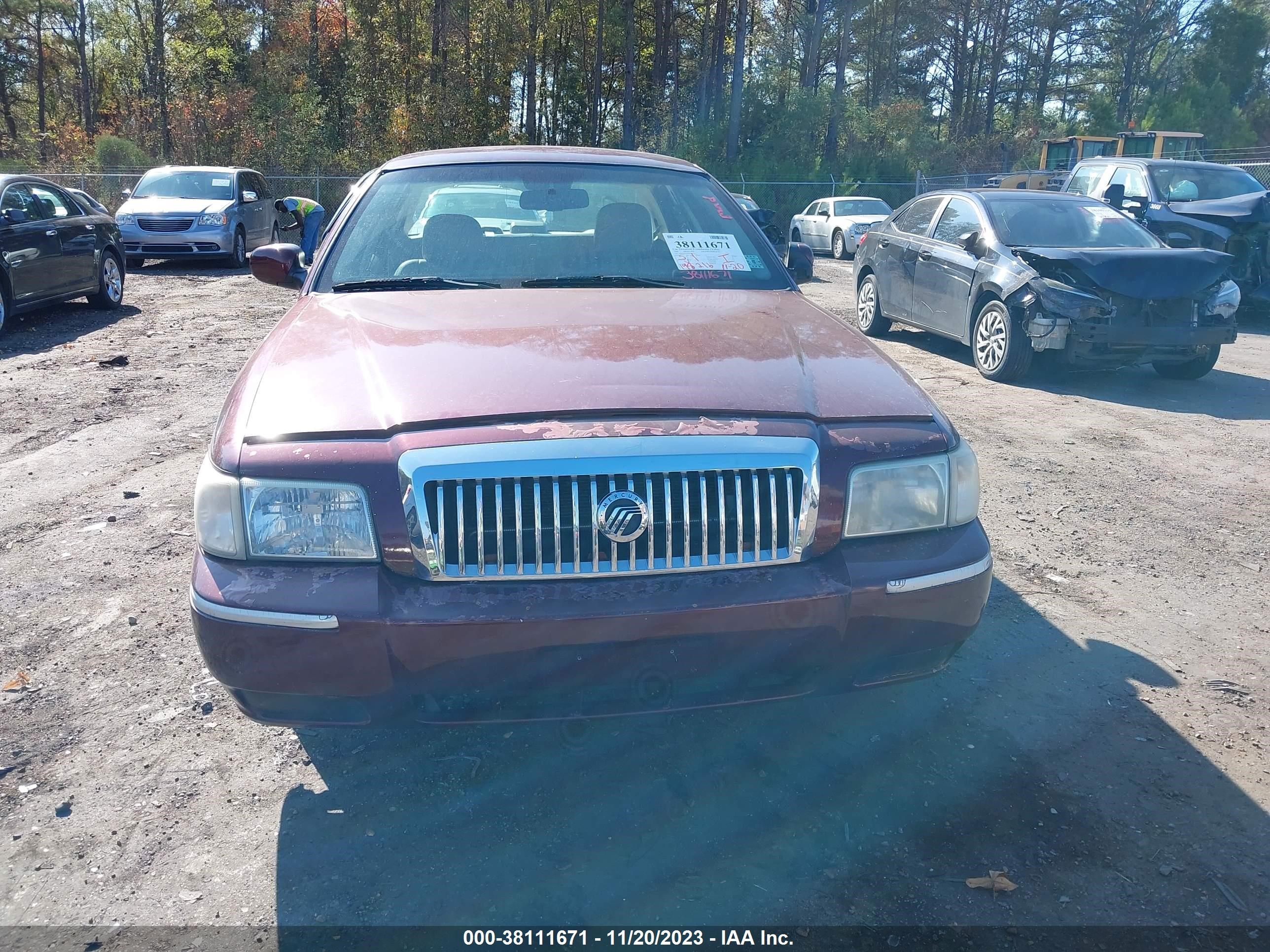 Photo 5 VIN: 2MEFM75V06X629231 - MERCURY GRAND MARQUIS 