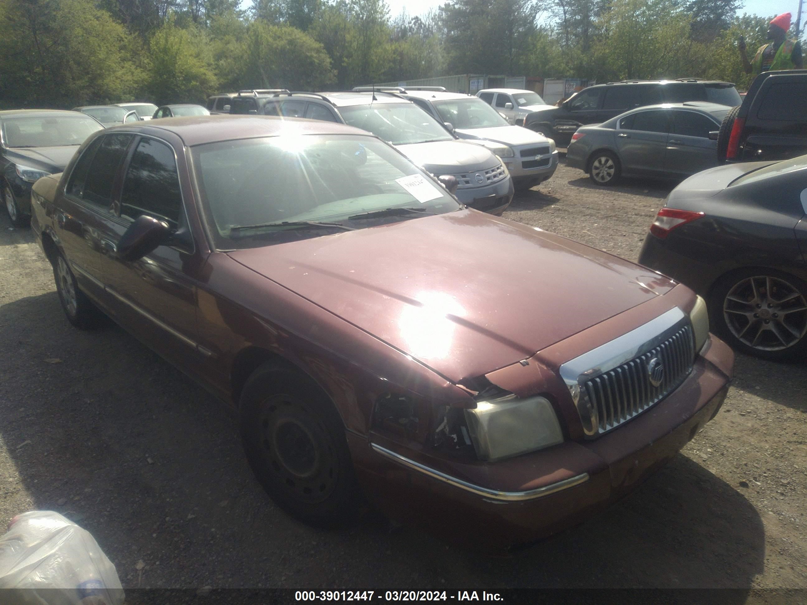 Photo 5 VIN: 2MEFM75V38X606013 - MERCURY GRAND MARQUIS 