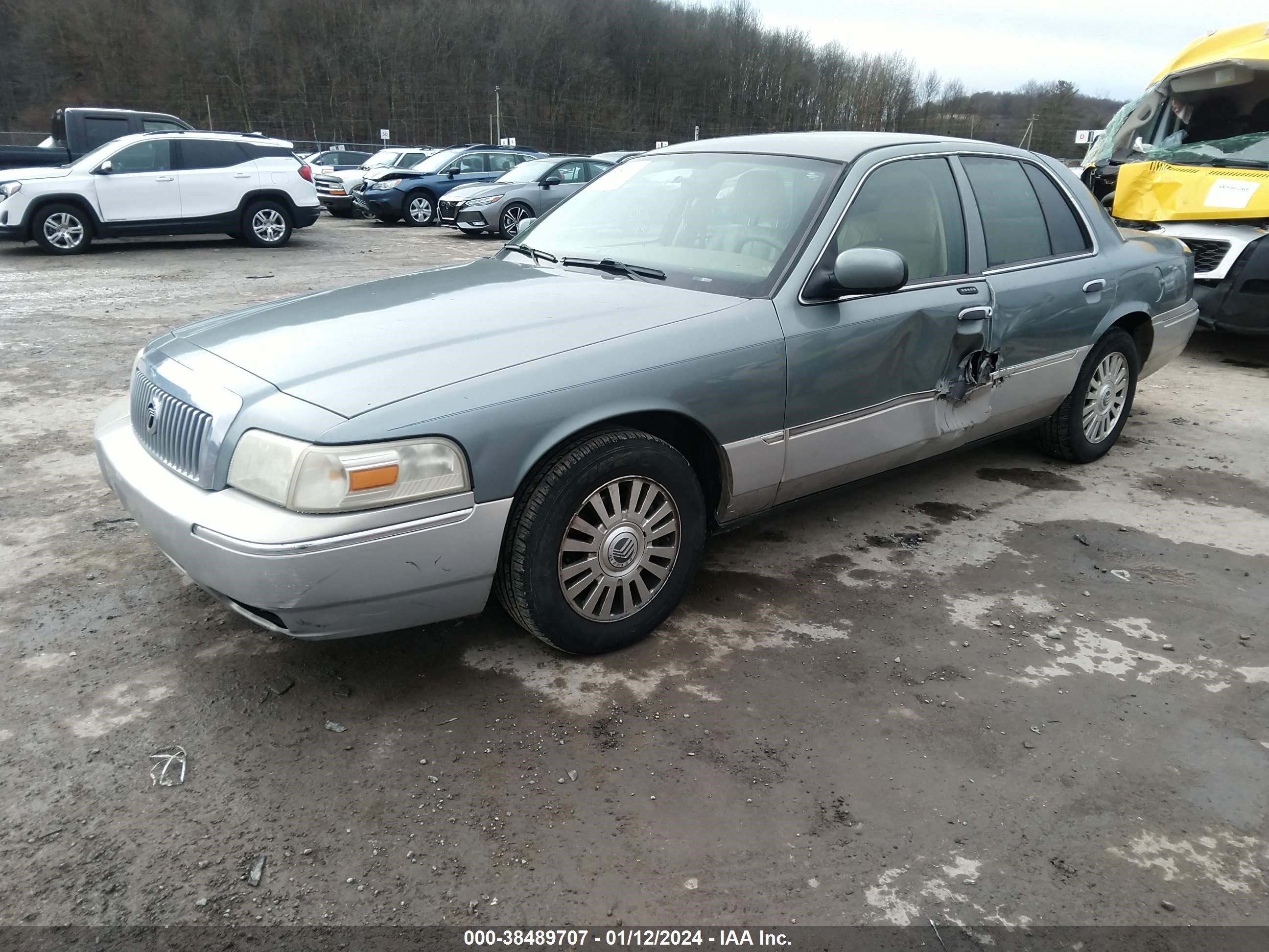 Photo 1 VIN: 2MEFM75V66X616371 - MERCURY GRAND MARQUIS 