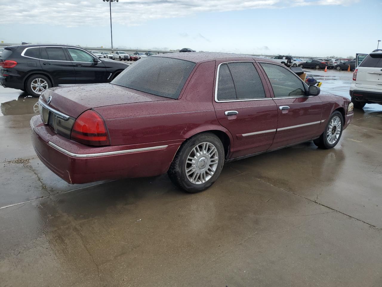 Photo 2 VIN: 2MEFM75V86X640753 - MERCURY GRAND MARQUIS 