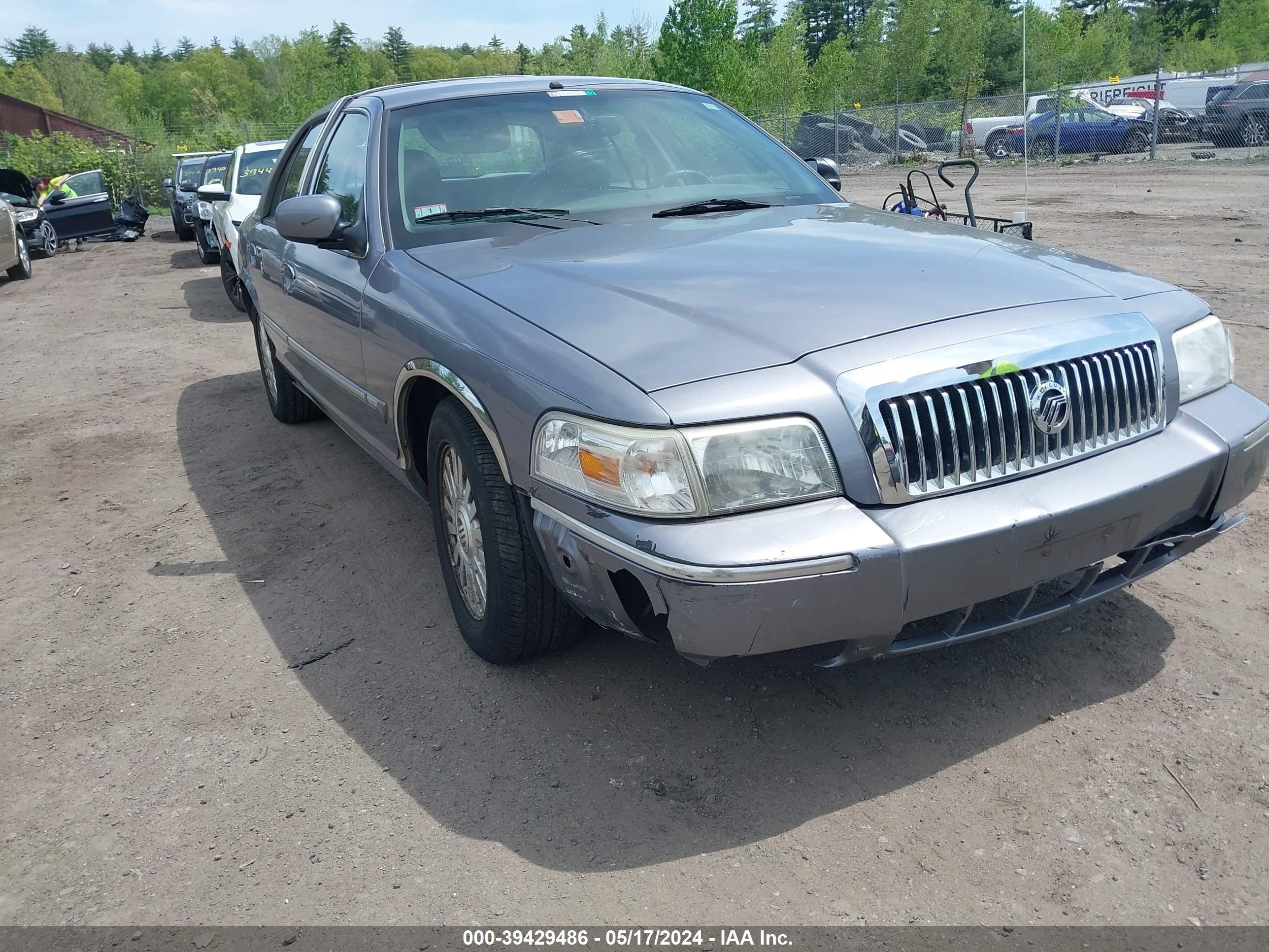 Photo 5 VIN: 2MEFM75VX6X626059 - MERCURY GRAND MARQUIS 