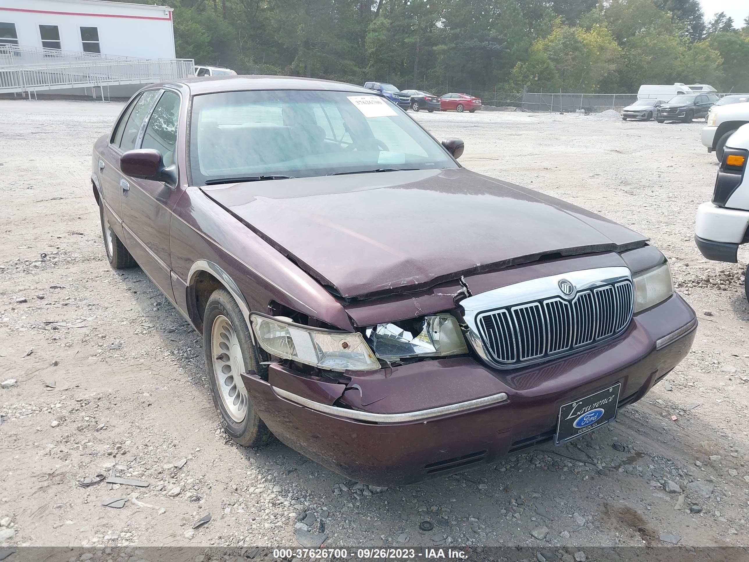 Photo 5 VIN: 2MEFM75W01X711753 - MERCURY GRAND MARQUIS 