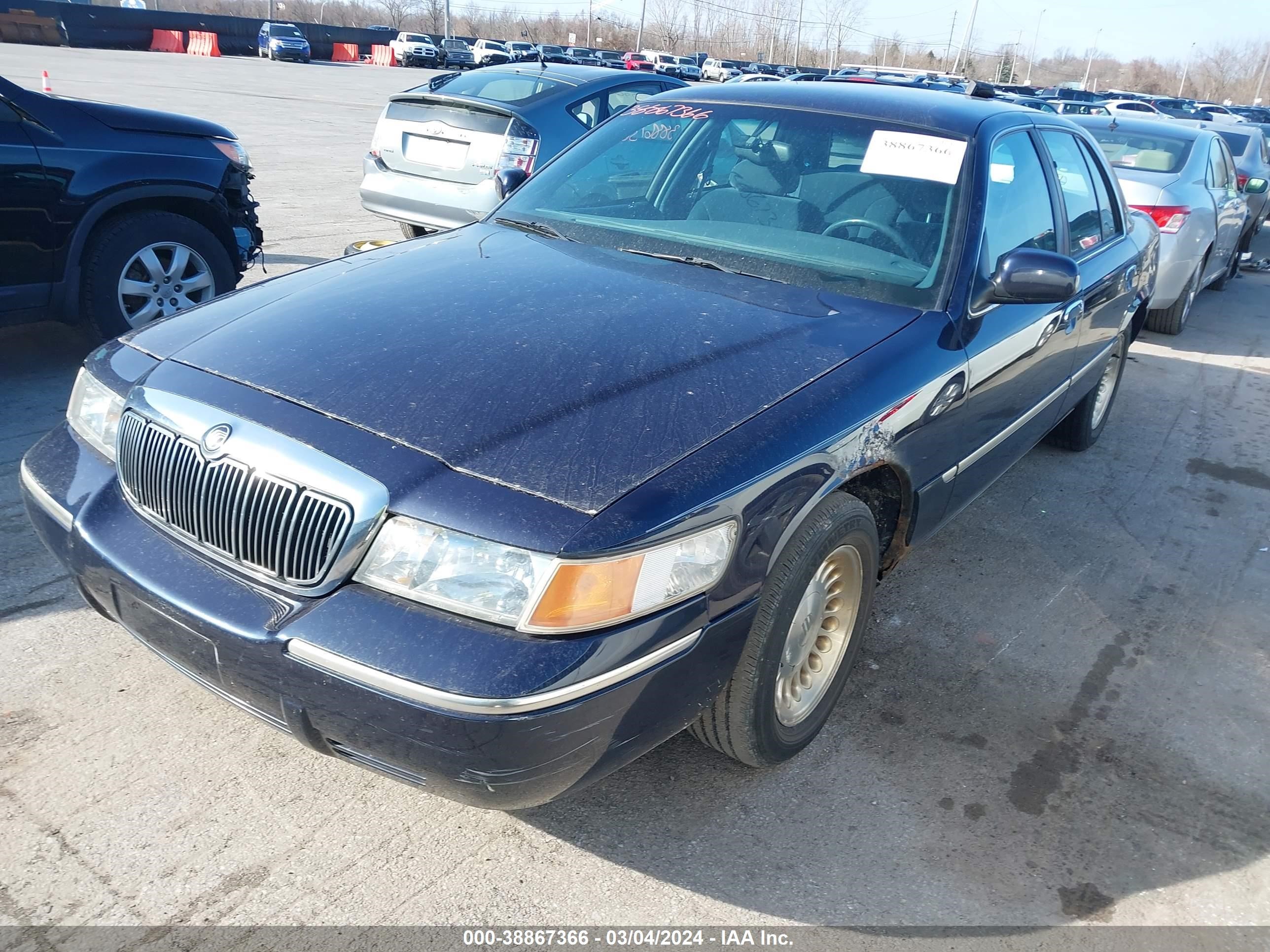 Photo 5 VIN: 2MEFM75W0XX645553 - MERCURY GRAND MARQUIS 