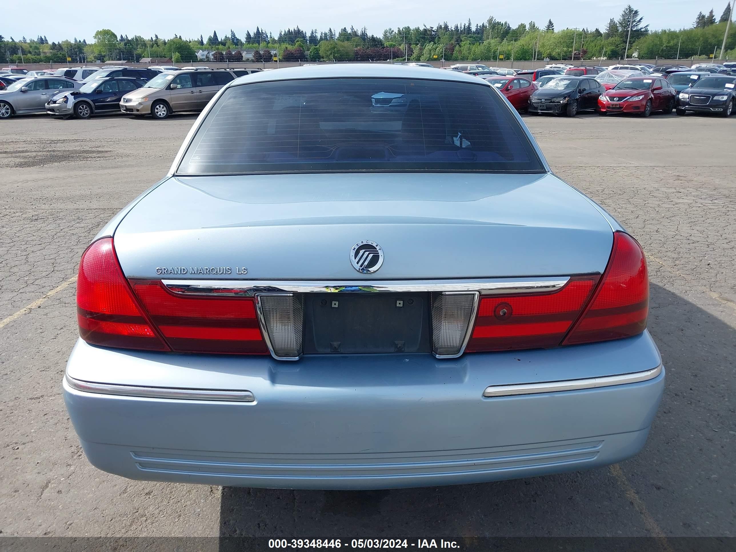 Photo 16 VIN: 2MEFM75W13X709531 - MERCURY GRAND MARQUIS 