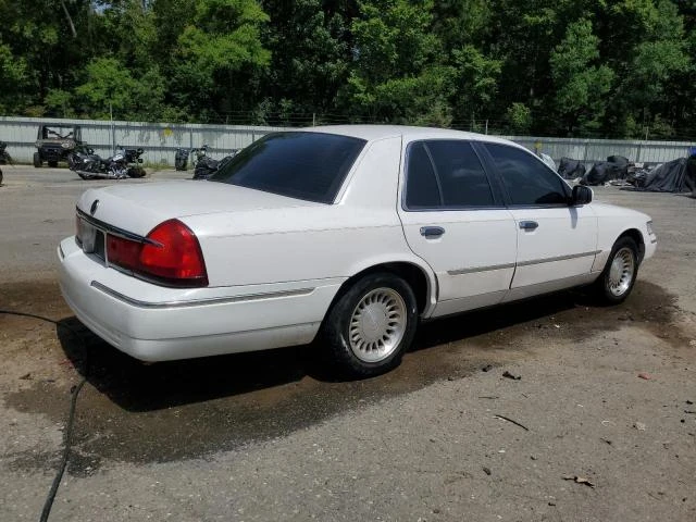 Photo 2 VIN: 2MEFM75W1YX635258 - MERCURY GRAND MARQ 