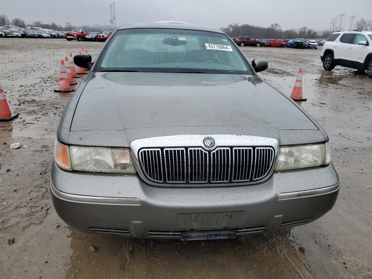 Photo 4 VIN: 2MEFM75W21X646128 - MERCURY GRAND MARQUIS 