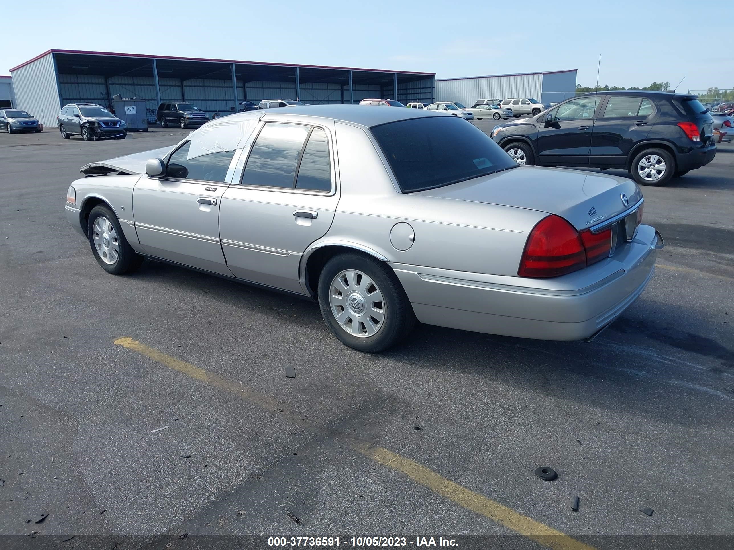 Photo 2 VIN: 2MEFM75W25X610638 - MERCURY GRAND MARQUIS 