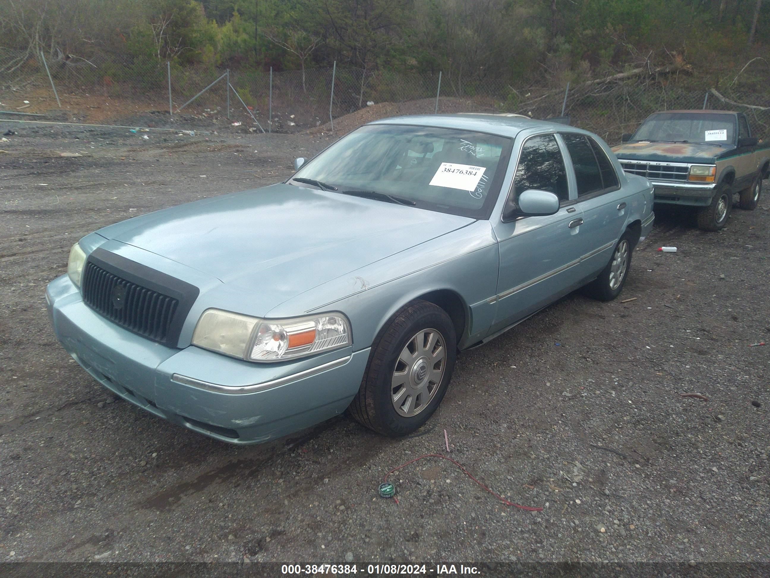 Photo 1 VIN: 2MEFM75W25X621171 - MERCURY GRAND MARQUIS 