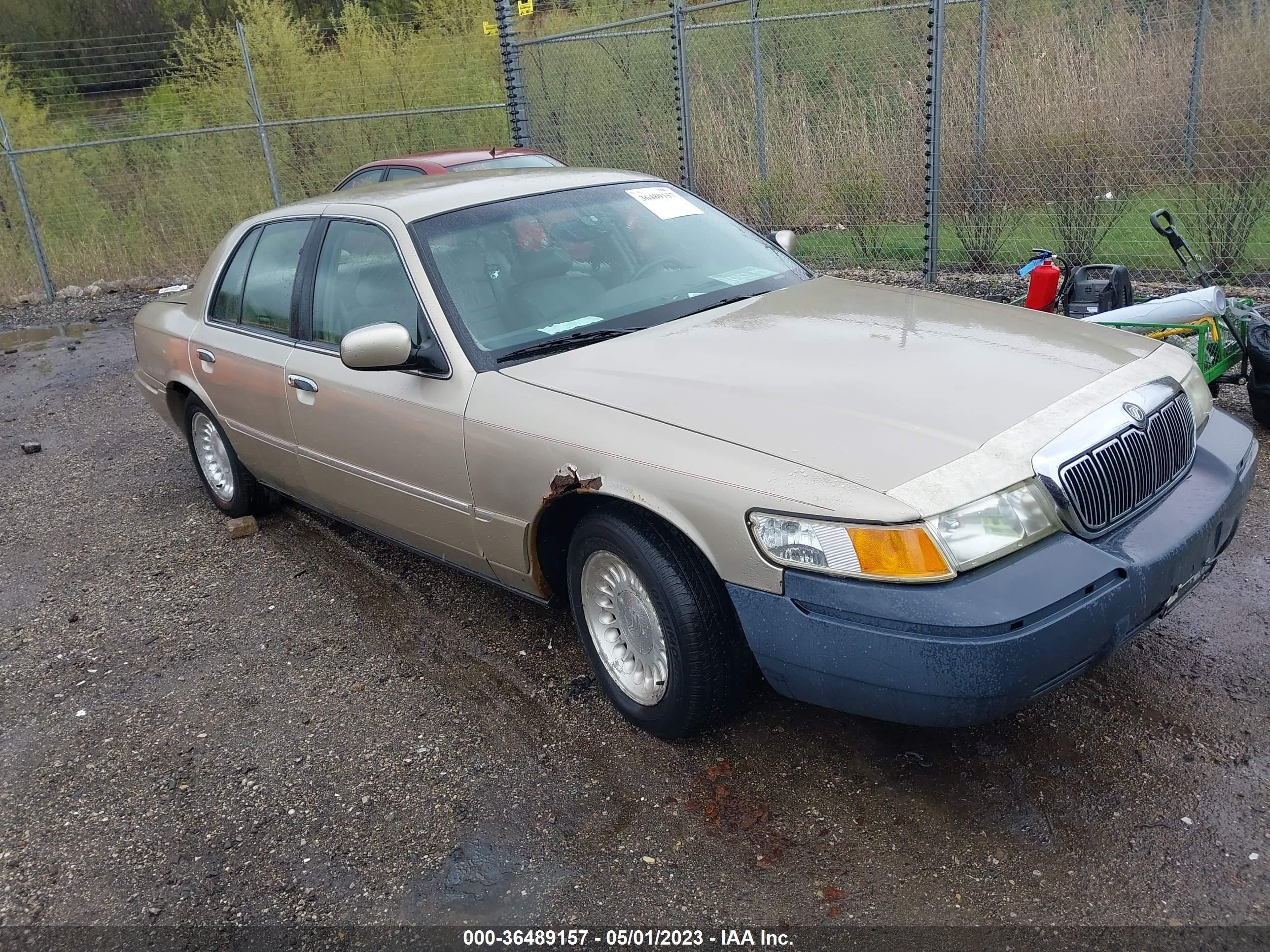 Photo 0 VIN: 2MEFM75W3XX677591 - MERCURY GRAND MARQUIS 