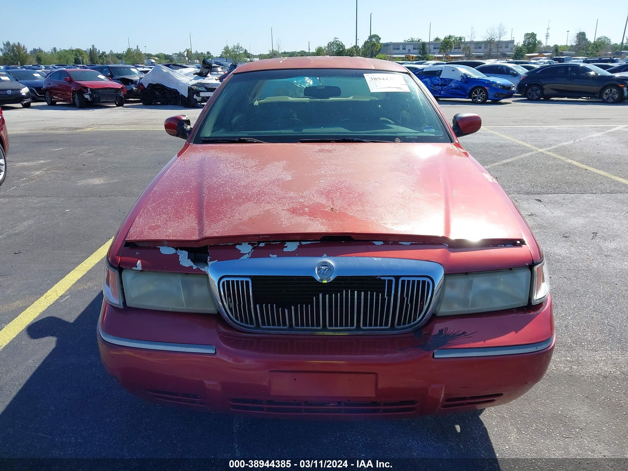 Photo 5 VIN: 2MEFM75W3XX735196 - MERCURY GRAND MARQUIS 