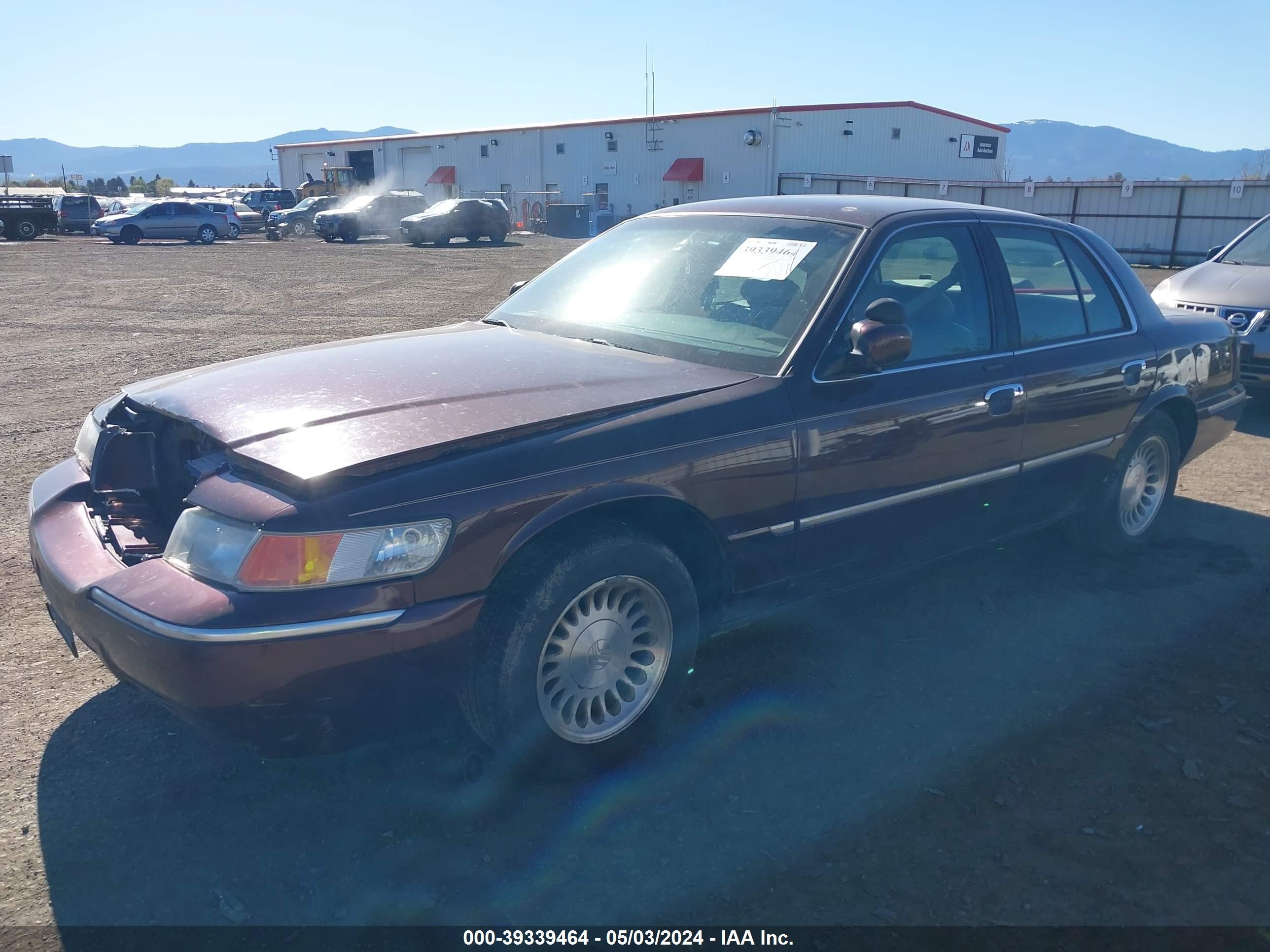 Photo 1 VIN: 2MEFM75W41X687070 - MERCURY GRAND MARQUIS 