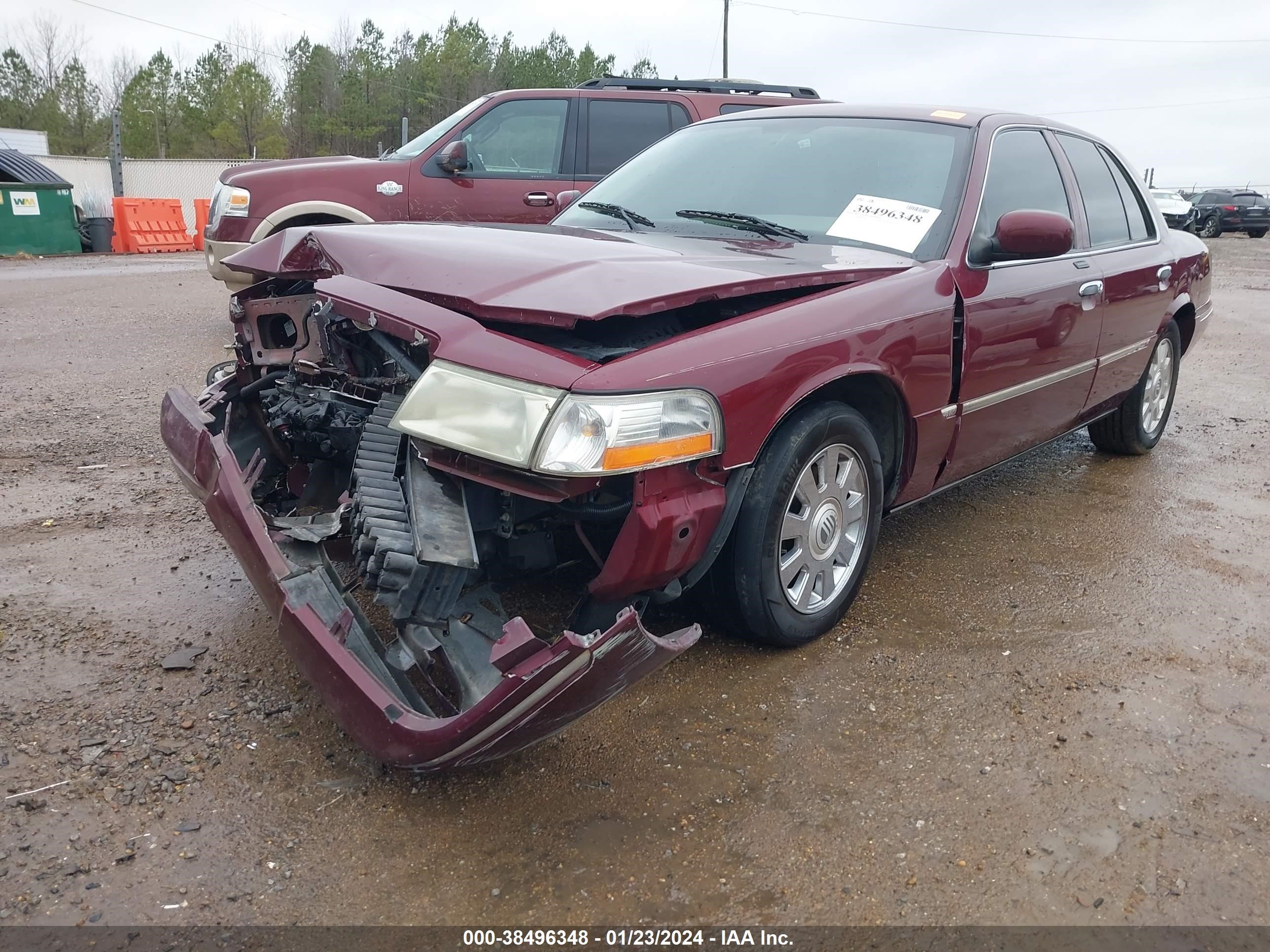 Photo 1 VIN: 2MEFM75W55X603103 - MERCURY GRAND MARQUIS 