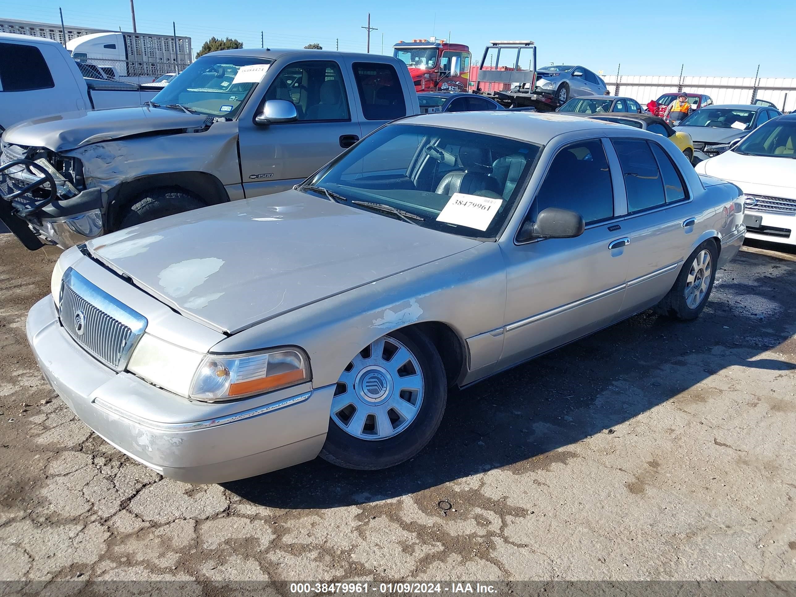 Photo 1 VIN: 2MEFM75W55X650244 - MERCURY GRAND MARQUIS 