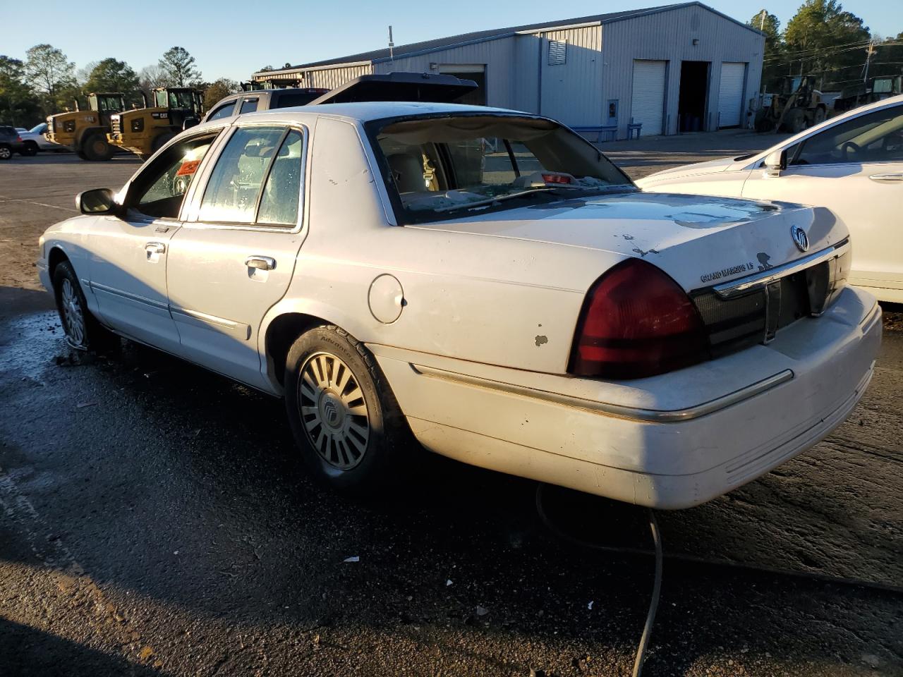 Photo 1 VIN: 2MEFM75W77X601503 - MERCURY GRAND MARQUIS 