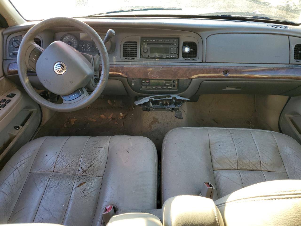 Photo 7 VIN: 2MEFM75W77X601503 - MERCURY GRAND MARQUIS 