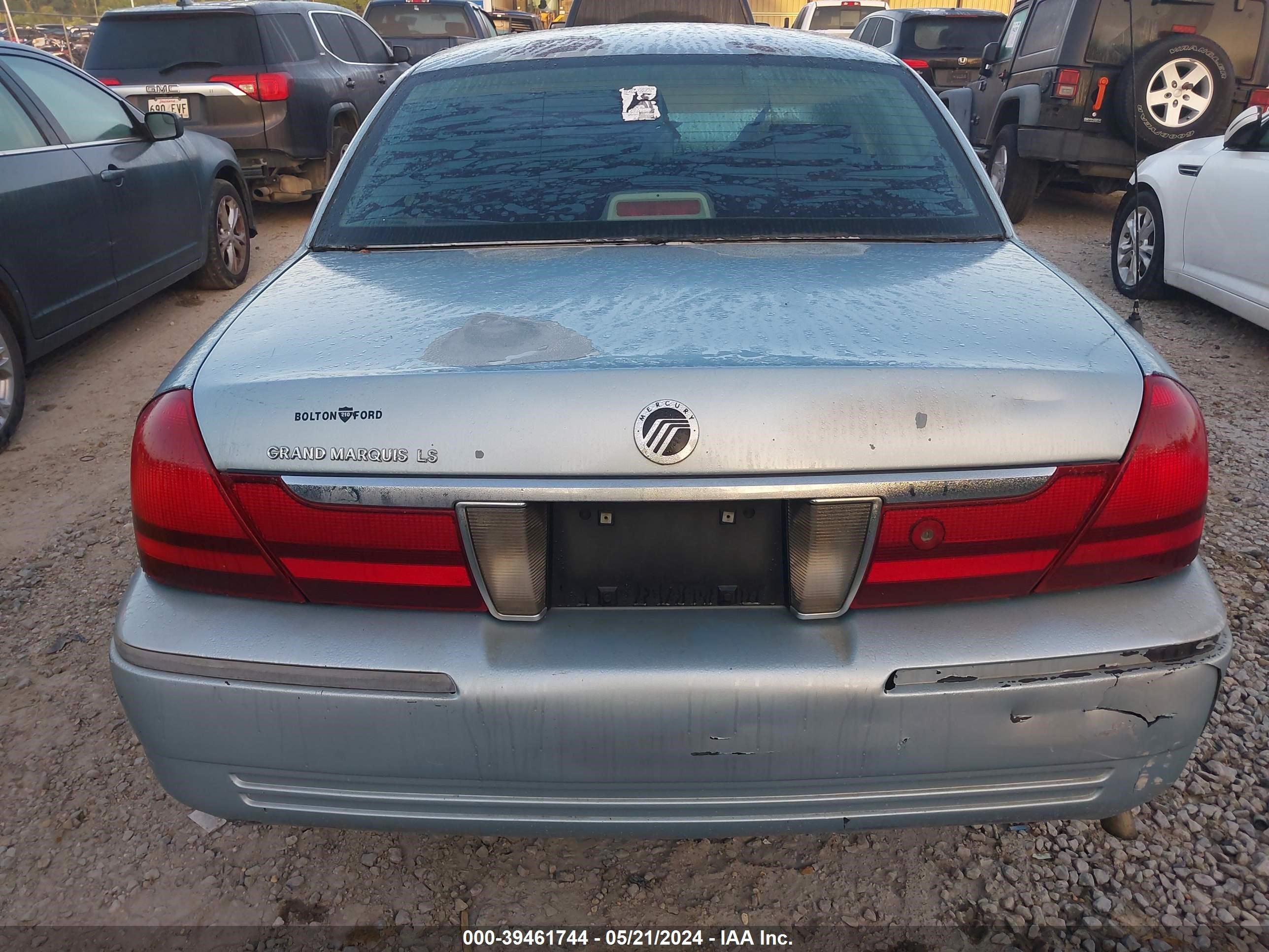 Photo 16 VIN: 2MEFM75W85X631039 - MERCURY GRAND MARQUIS 