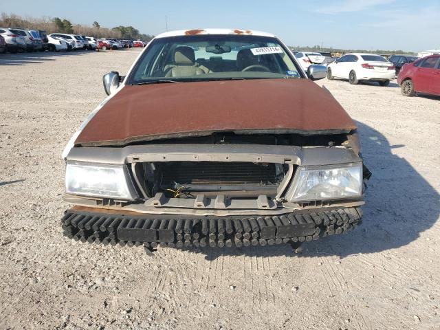 Photo 4 VIN: 2MEFM75W85X649251 - MERCURY GRMARQUIS 