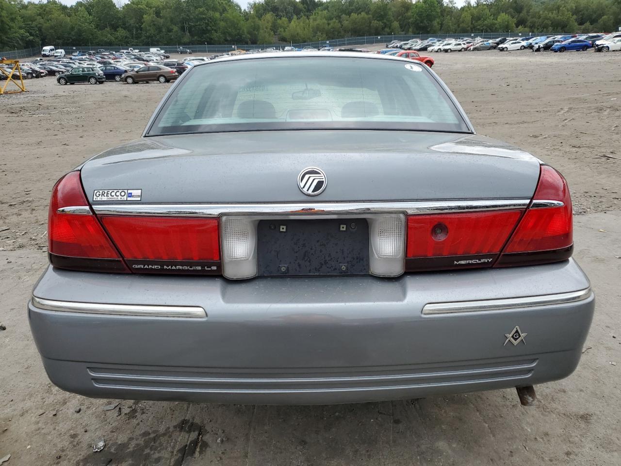 Photo 5 VIN: 2MEFM75W8XX685167 - MERCURY GRAND MARQUIS 