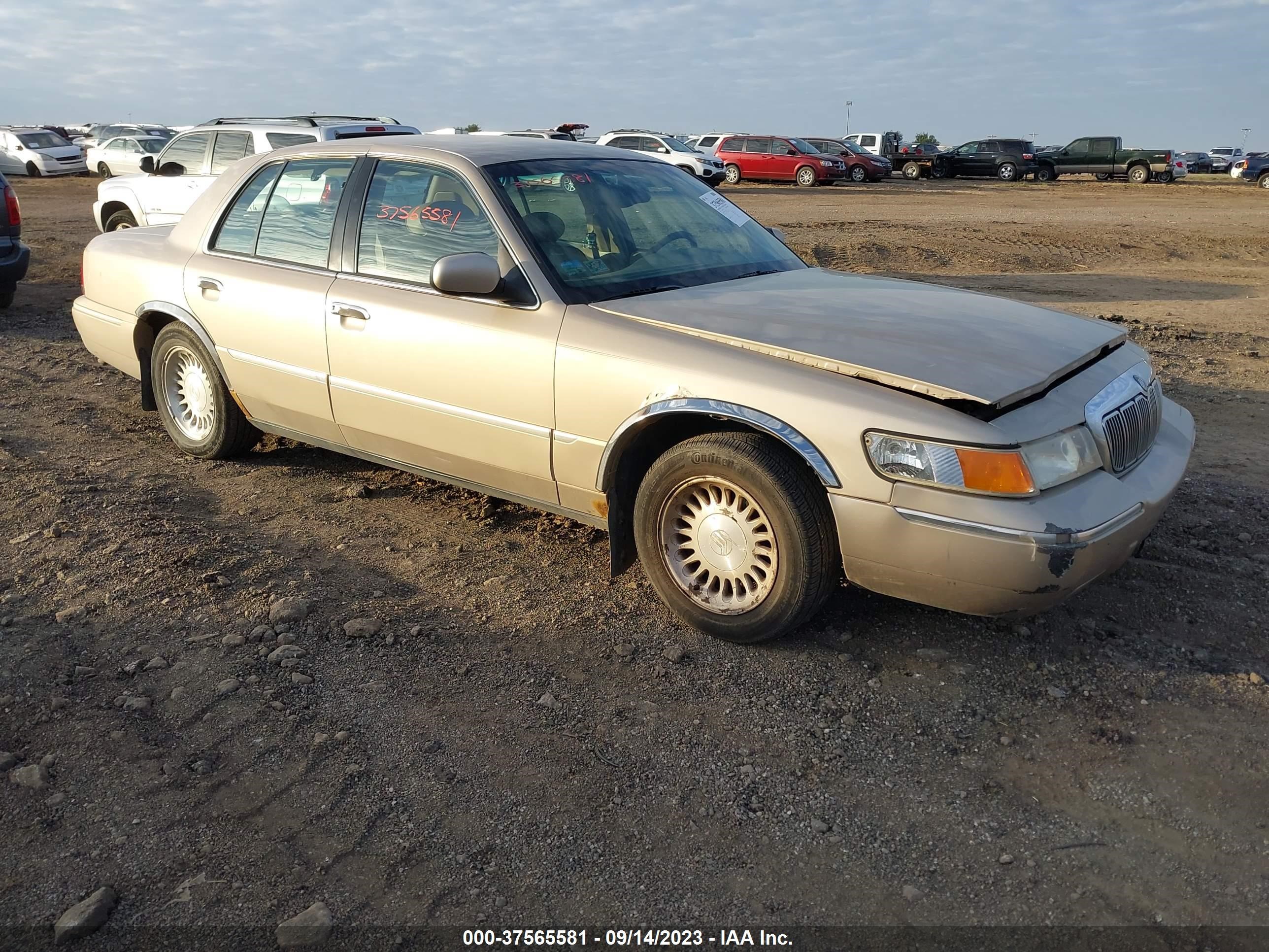 Photo 0 VIN: 2MEFM75W9WX657330 - MERCURY GRAND MARQUIS 