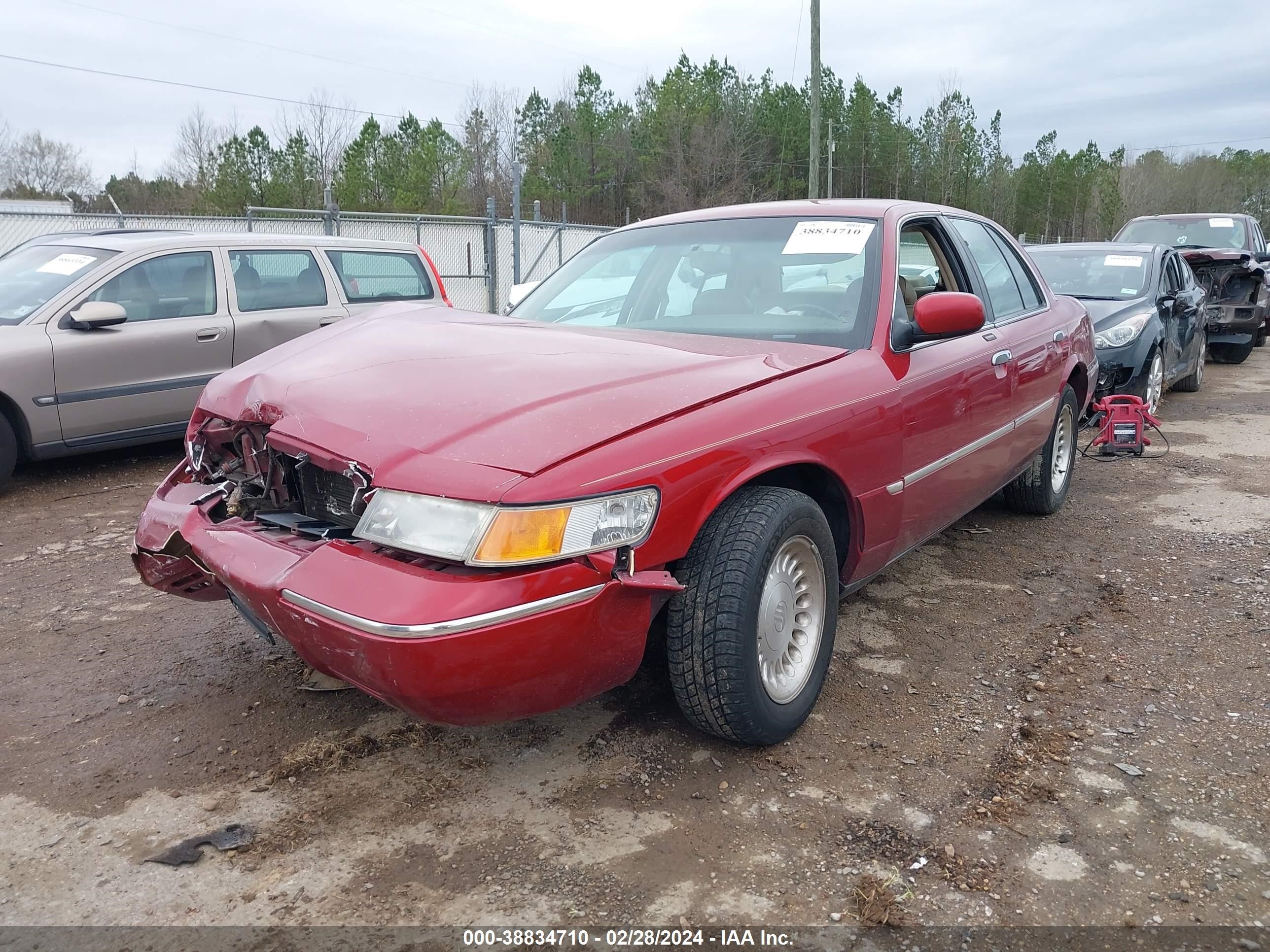 Photo 1 VIN: 2MEFM75W9XX684643 - MERCURY GRAND MARQUIS 