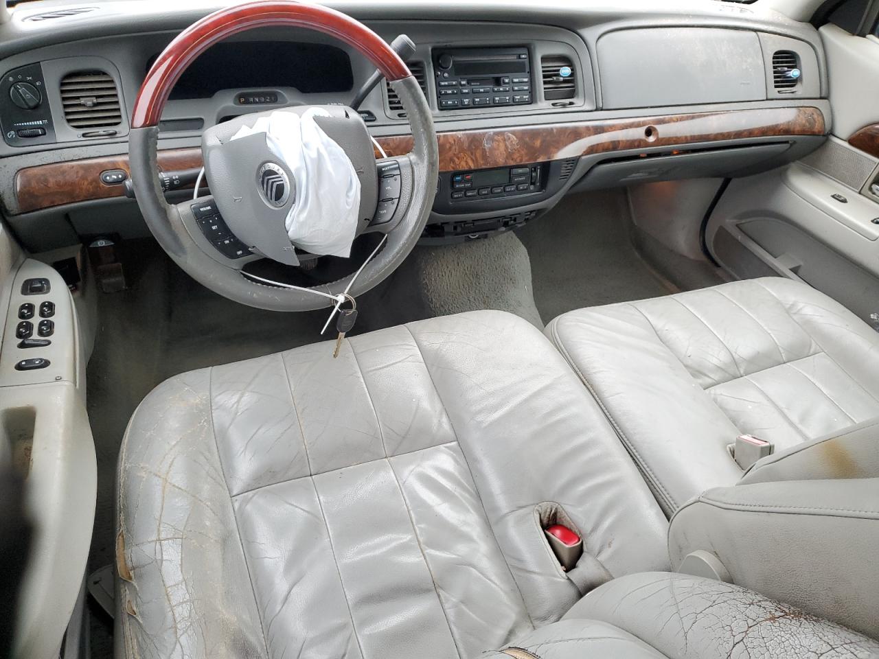 Photo 7 VIN: 2MEFM75WX5X627851 - MERCURY GRAND MARQUIS 