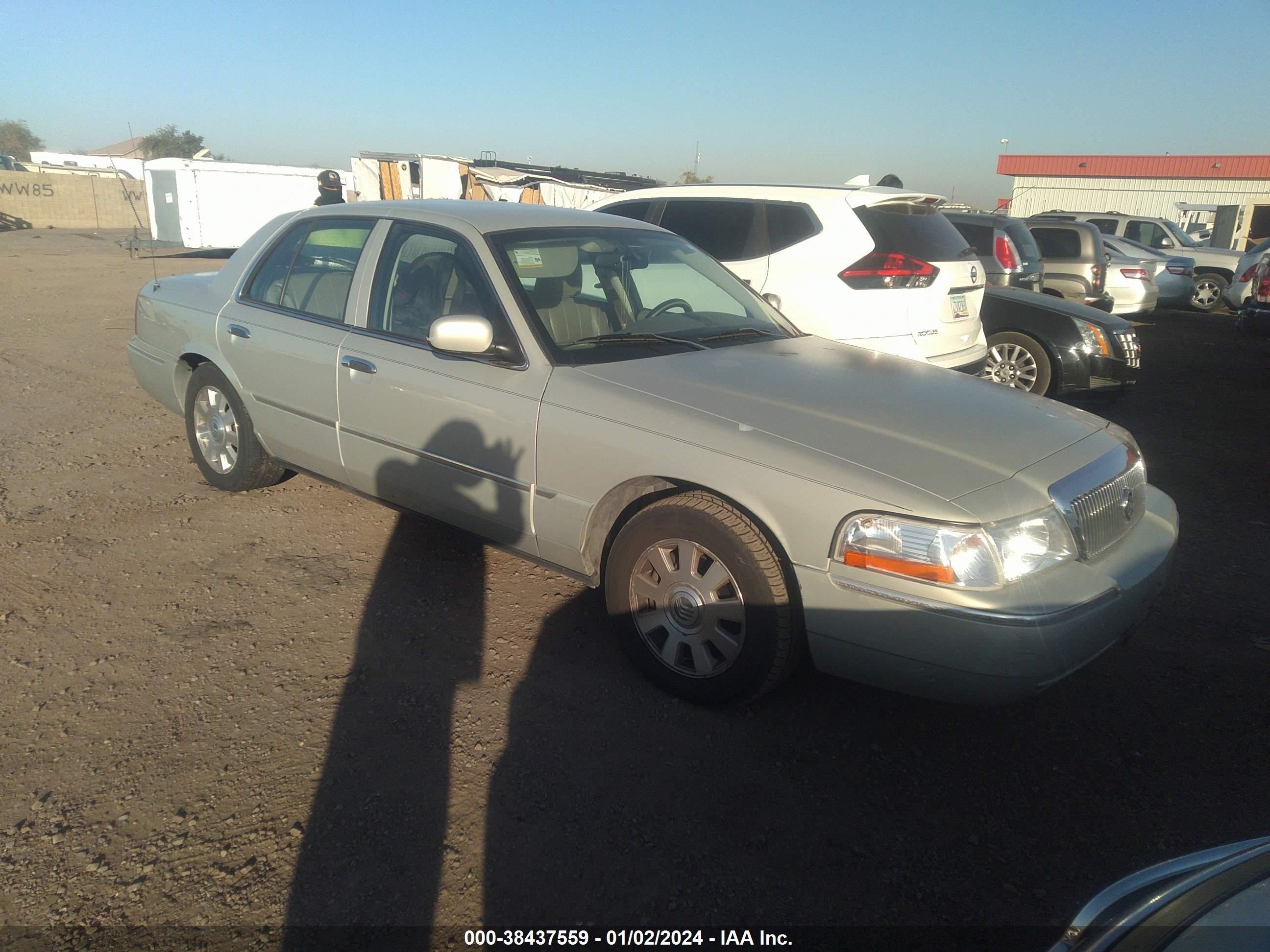 Photo 0 VIN: 2MEFM75WX5X654175 - MERCURY GRAND MARQUIS 