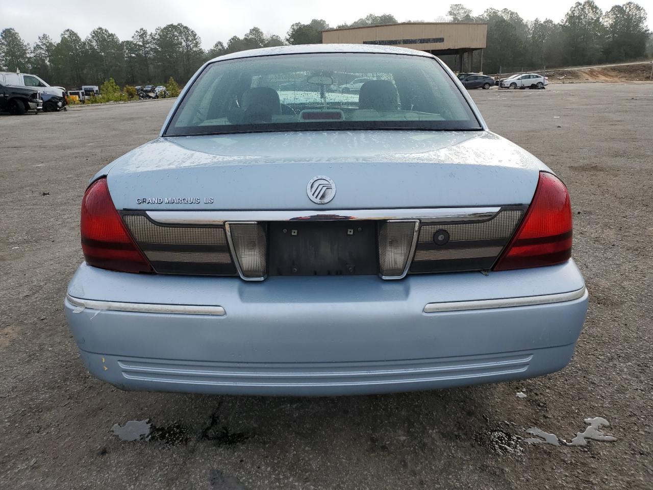 Photo 5 VIN: 2MEHM75V28X613558 - MERCURY GRAND MARQUIS 