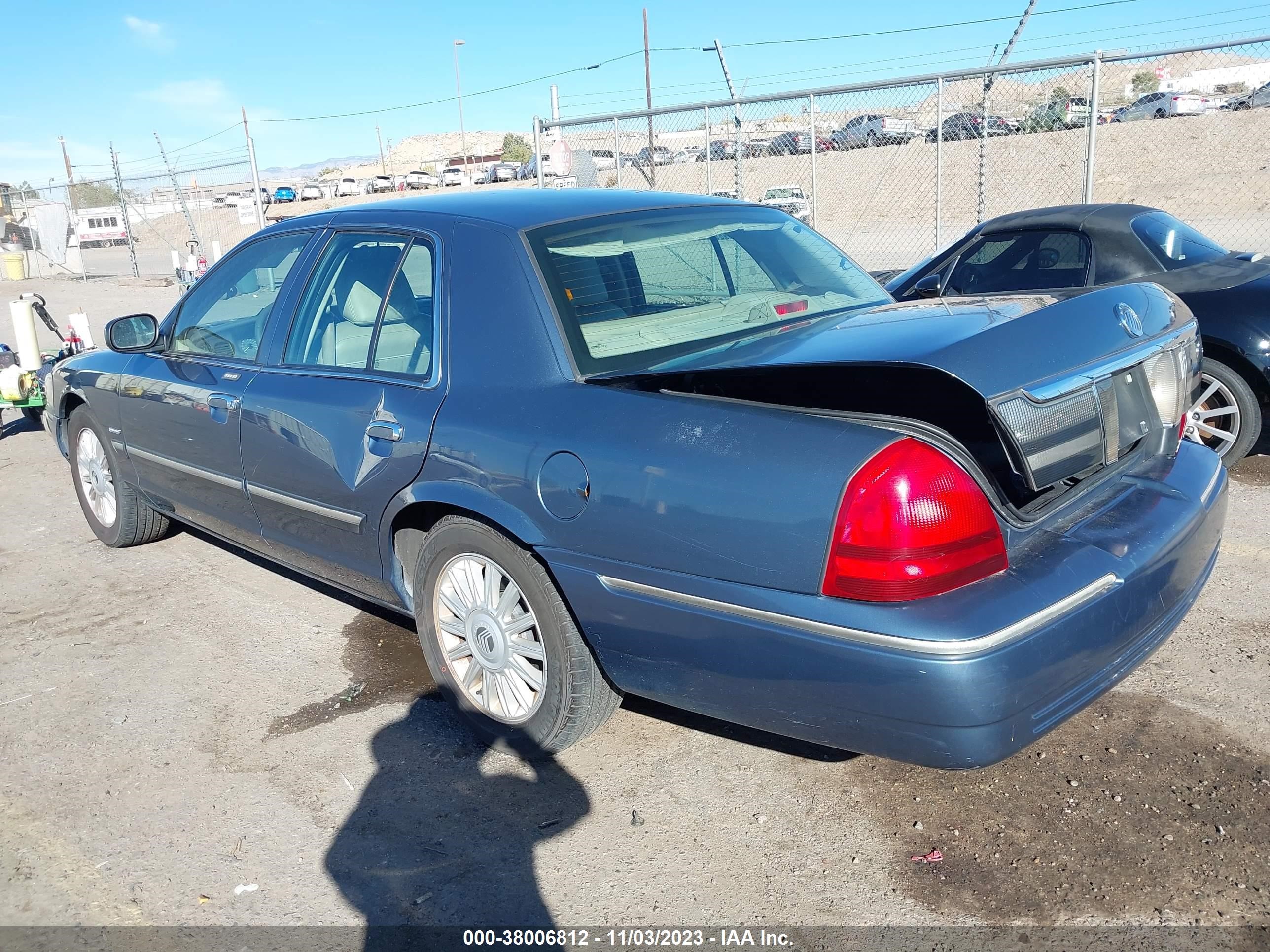 Photo 2 VIN: 2MEHM75V39X605115 - MERCURY GRAND MARQUIS 