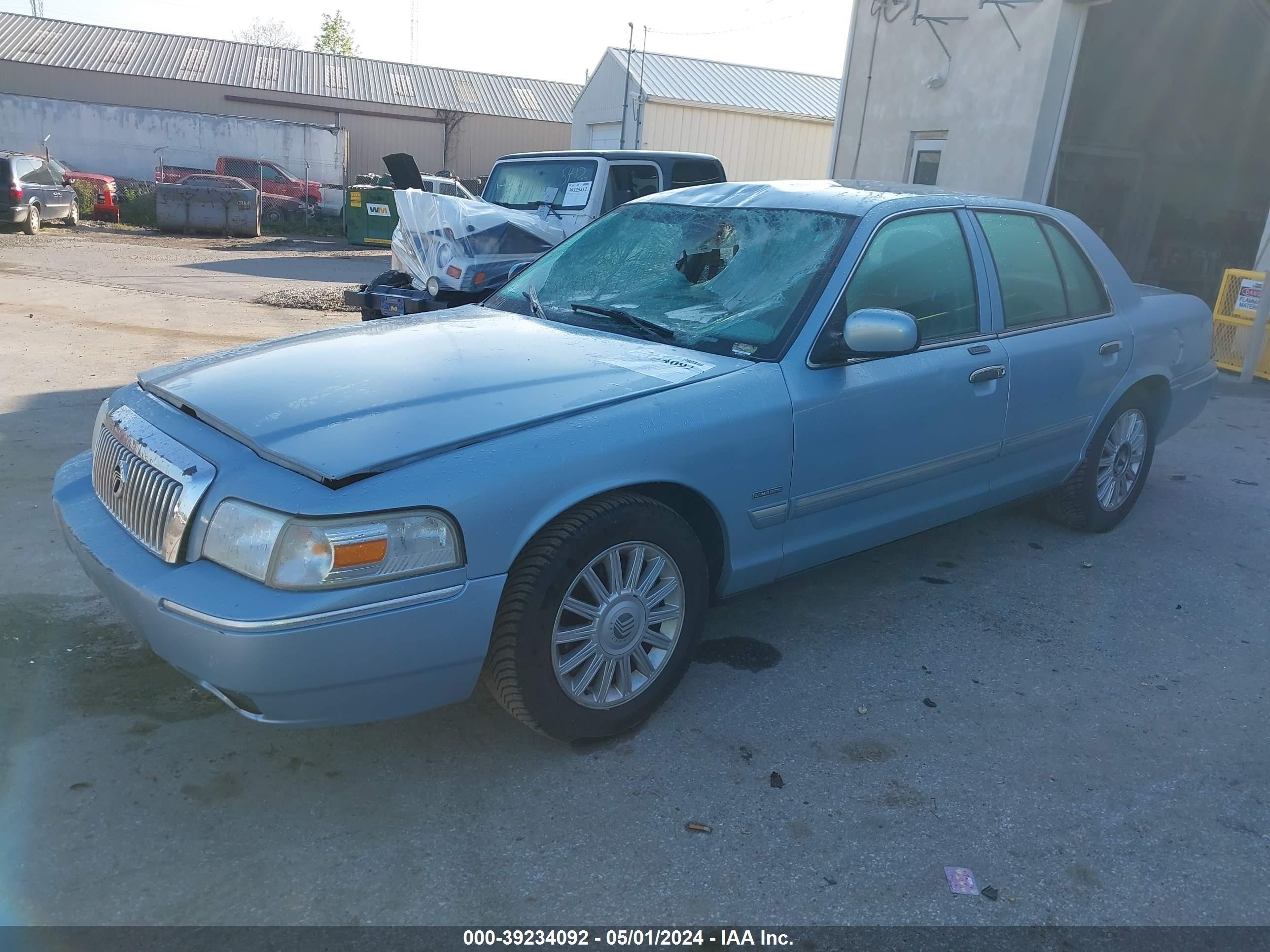 Photo 1 VIN: 2MEHM75V59X626998 - MERCURY GRAND MARQUIS 