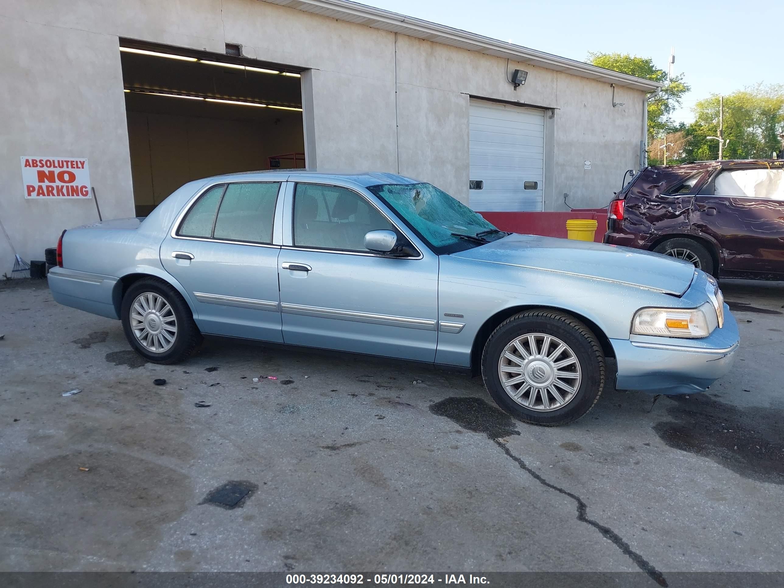 Photo 12 VIN: 2MEHM75V59X626998 - MERCURY GRAND MARQUIS 