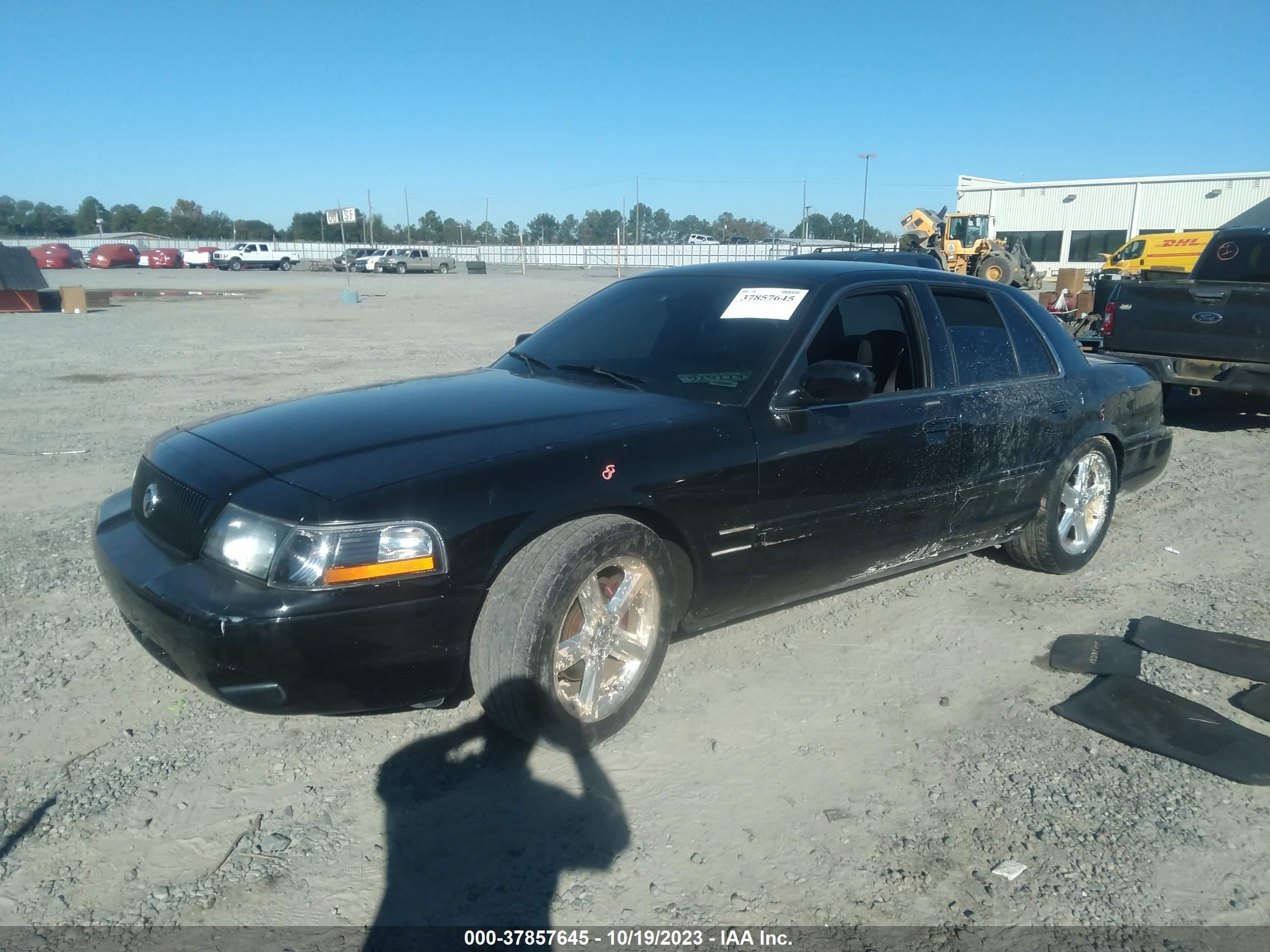 Photo 1 VIN: 2MEHM75V63X624927 - MERCURY MARAUDER 